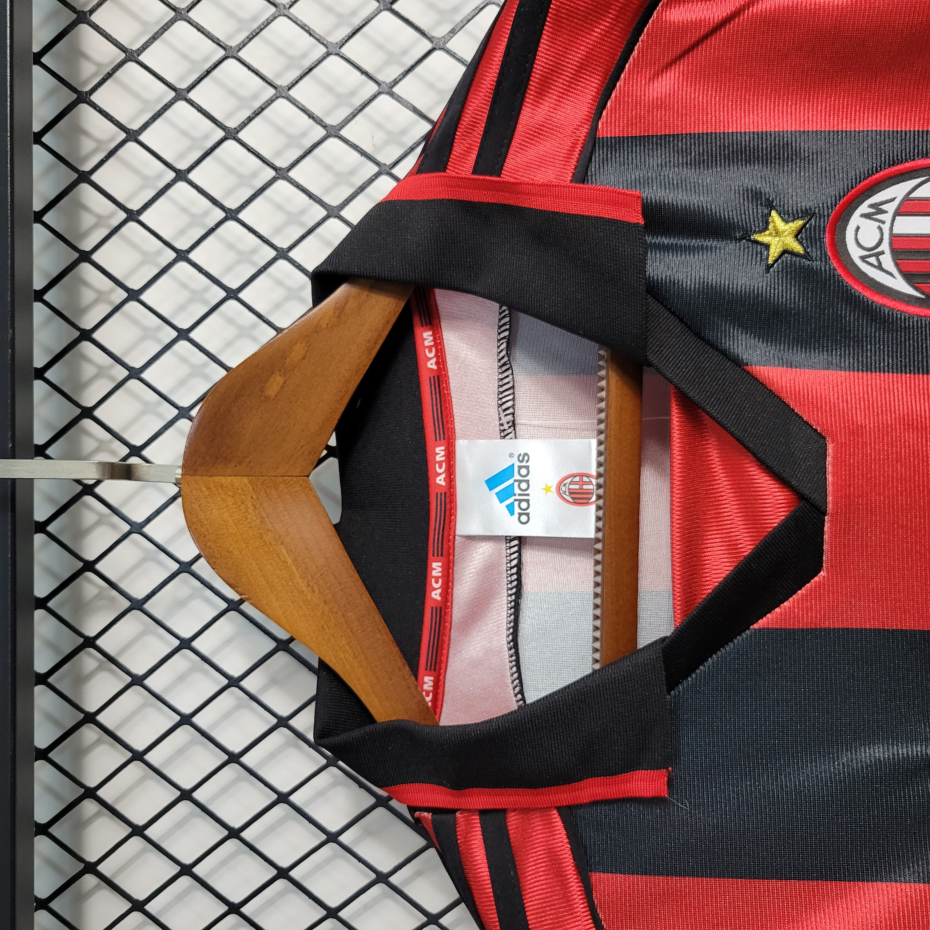 AlphaJersey-Retro AC Milan 98-99 Home Stadium Jersey
