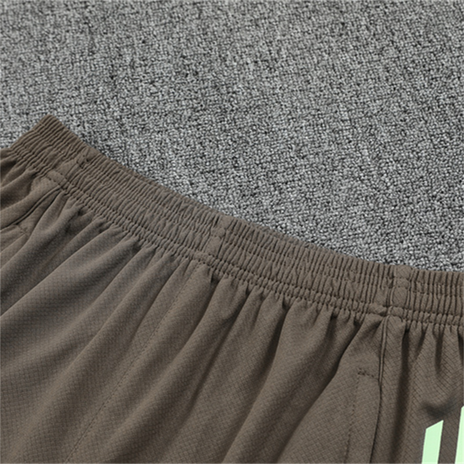 AlphaJersey-Real Madrid 25-26 Short-Sleeve Training Set - Dark Khaki Top and Shorts