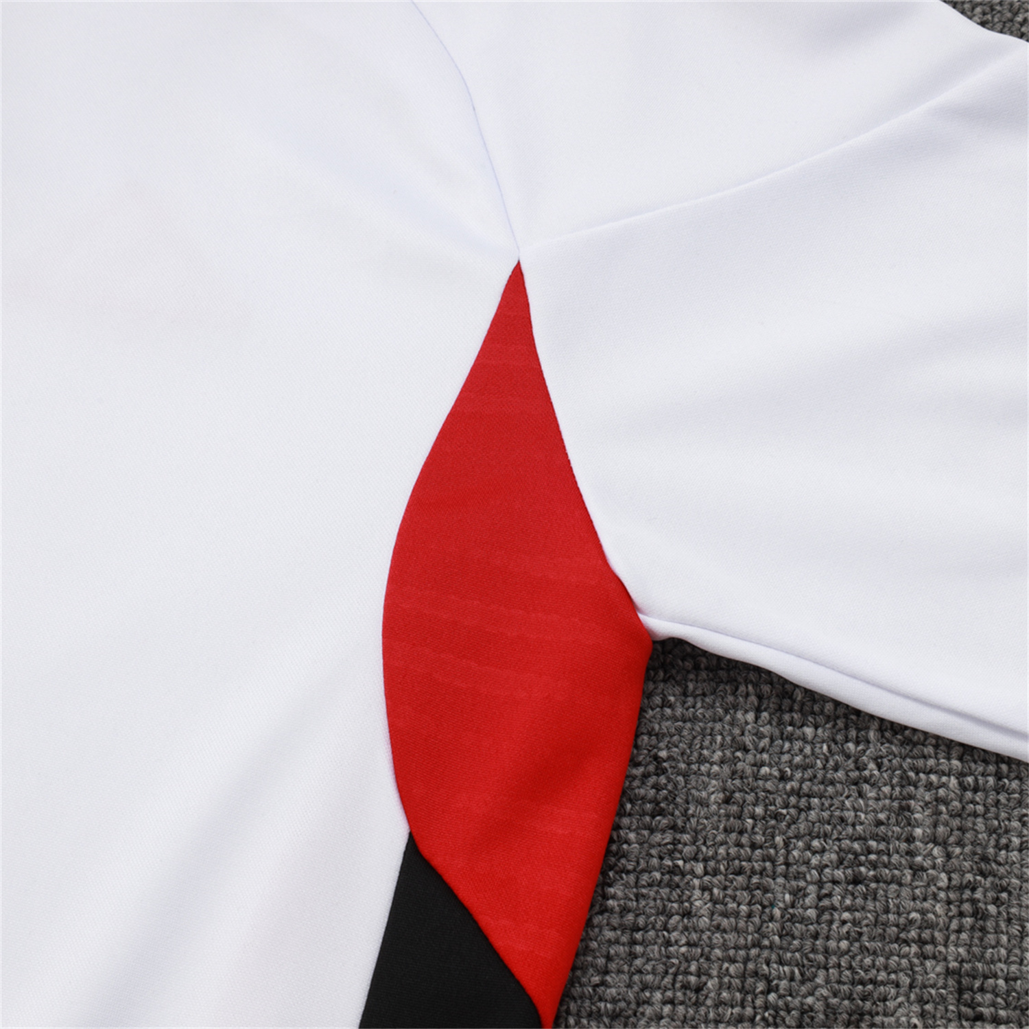 AlphaJersey-Bayern Munich 25-26 Long Sleeve Training Set - Dark Red
