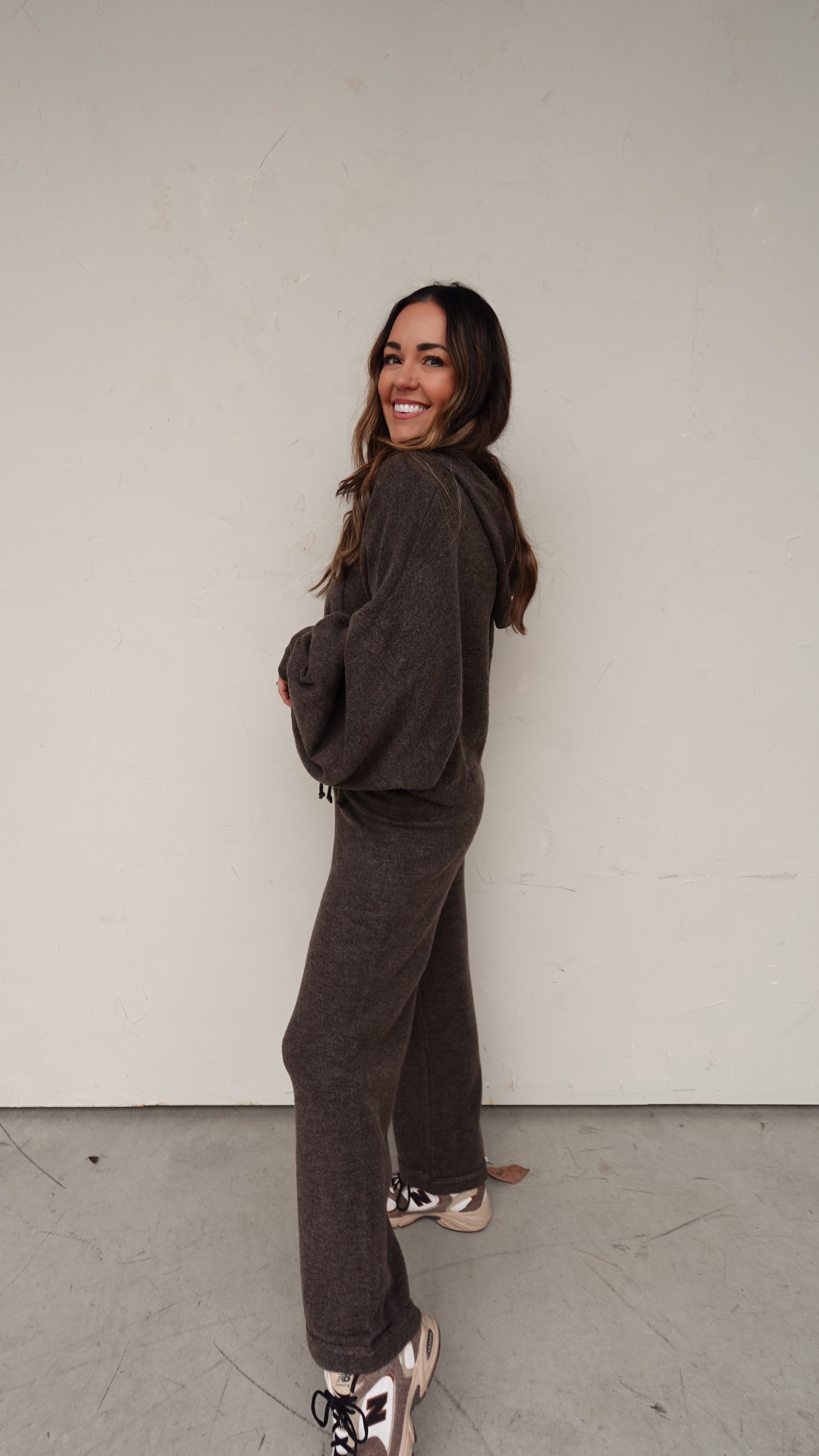 Knit Elastic Waist Pant - Chocolate | Elegant Women's Fashion by coolavocek