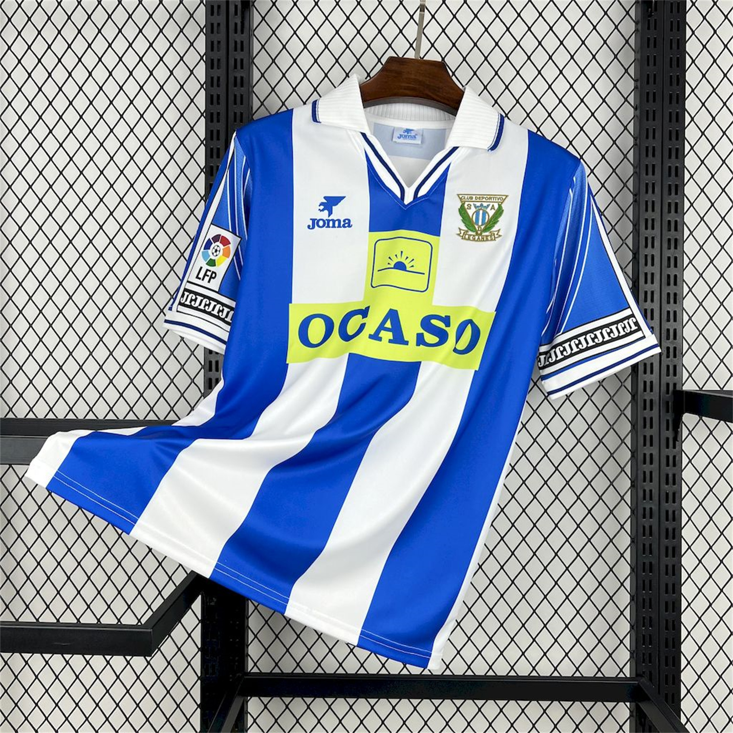 AlphaJersey-Retro CD Leganés 1998-00 Home Jersey