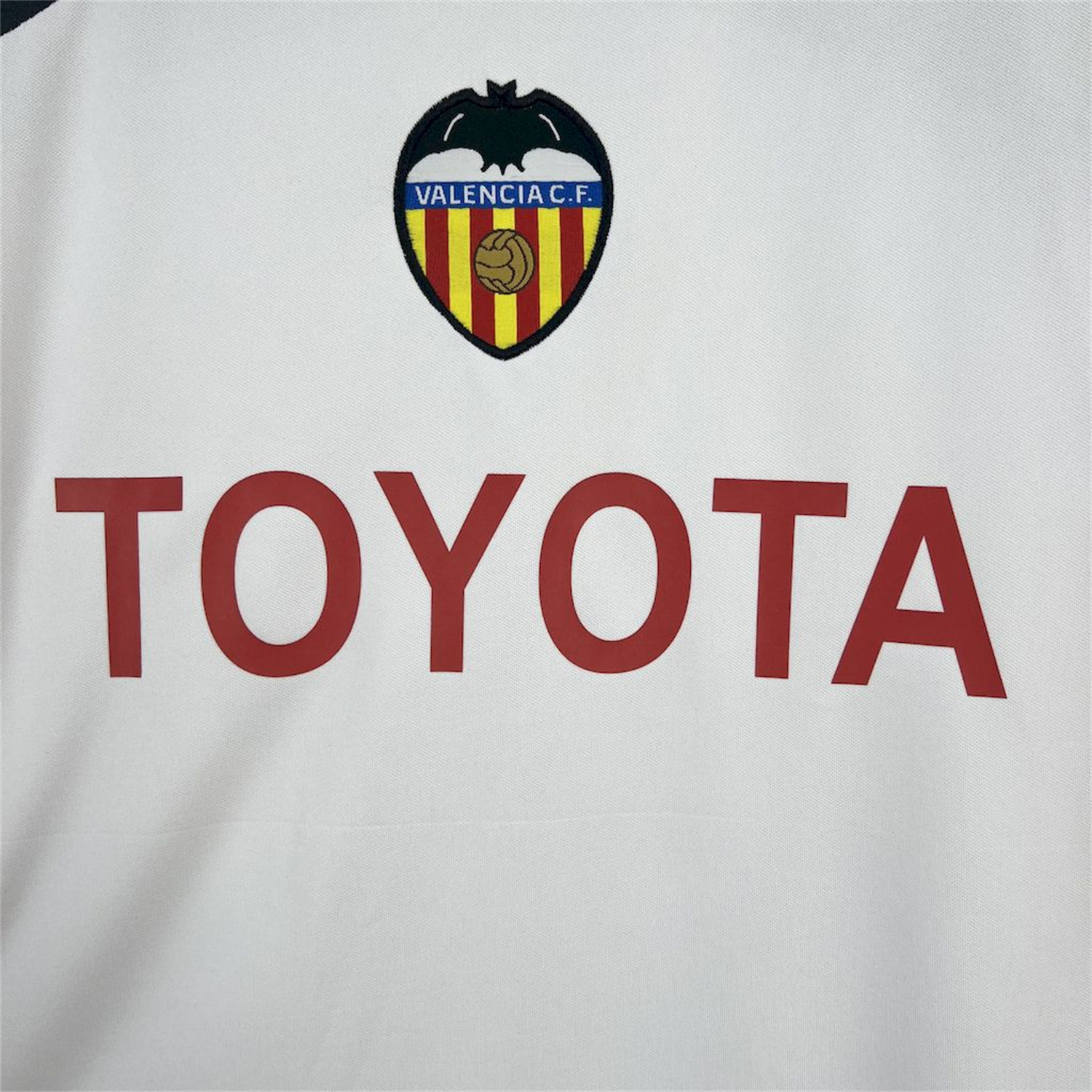 AlphaJersey-Retro Valencia 2004-05 Home Jersey