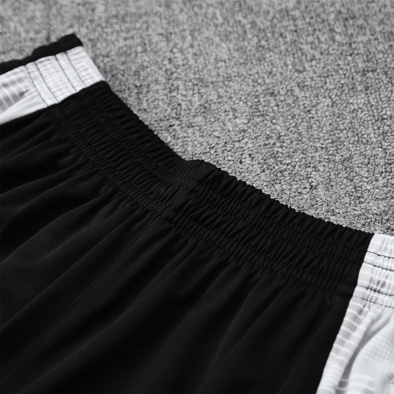 AlphaJersey-Real Madrid 25-26 Short-Sleeve Training Set - Green-Black Dragon Top & Black-White Shorts