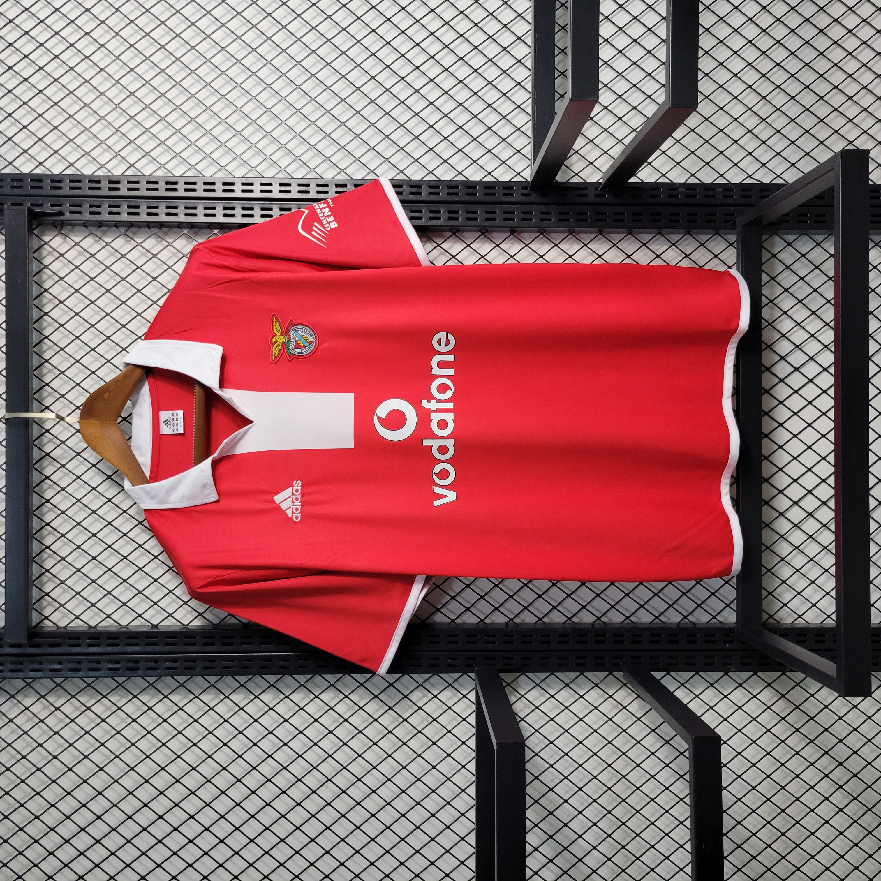 AlphaJersey-Retro Benfica 2004-05 Home Stadium Jersey