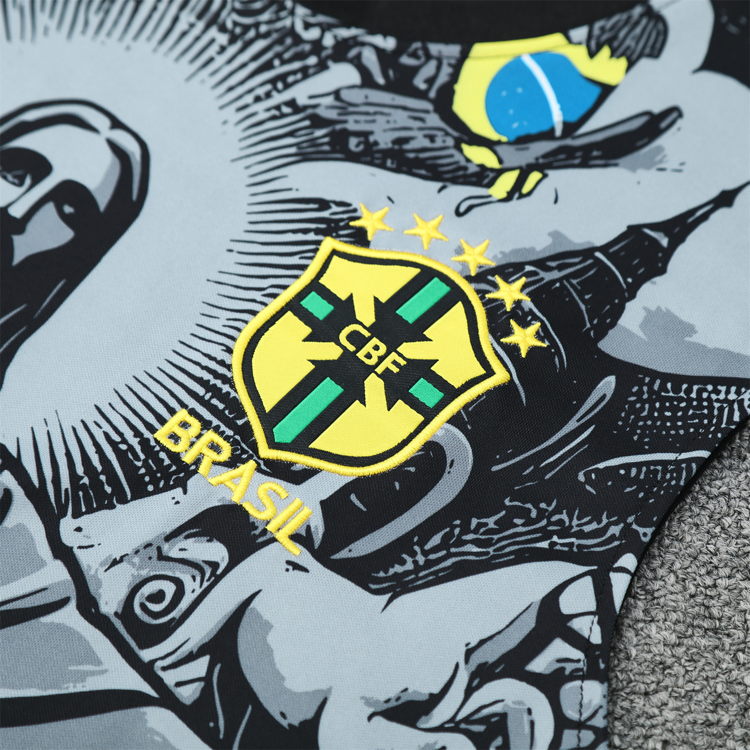 AlphaJersey-Brazil 25-26 Gray Jesus Statue Vest Training Set - Gray Vest & Black Shorts
