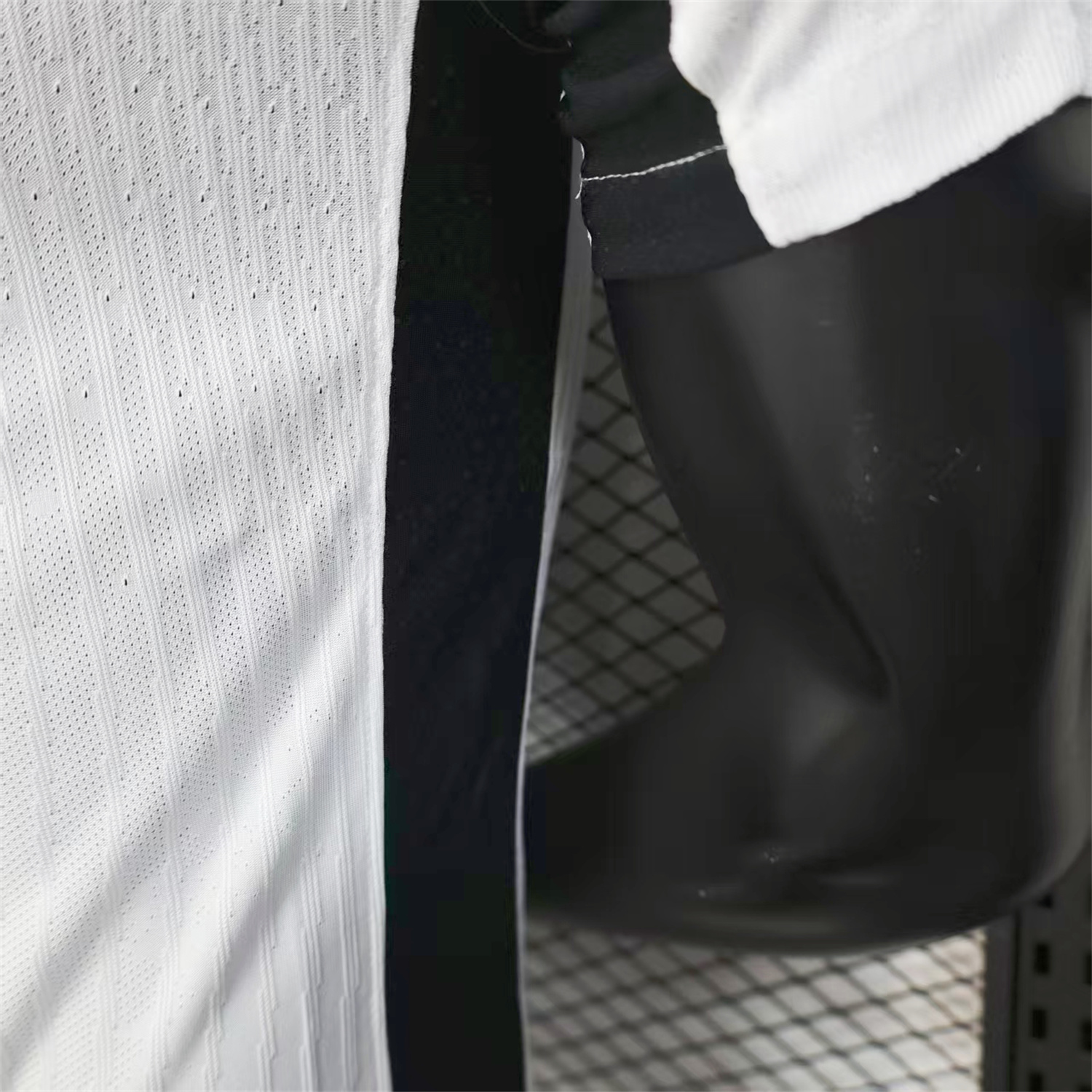 AlphaJersey-Paris Saint-Germain PSG 25-26 White Pre-Match Training Jersey - Player Version