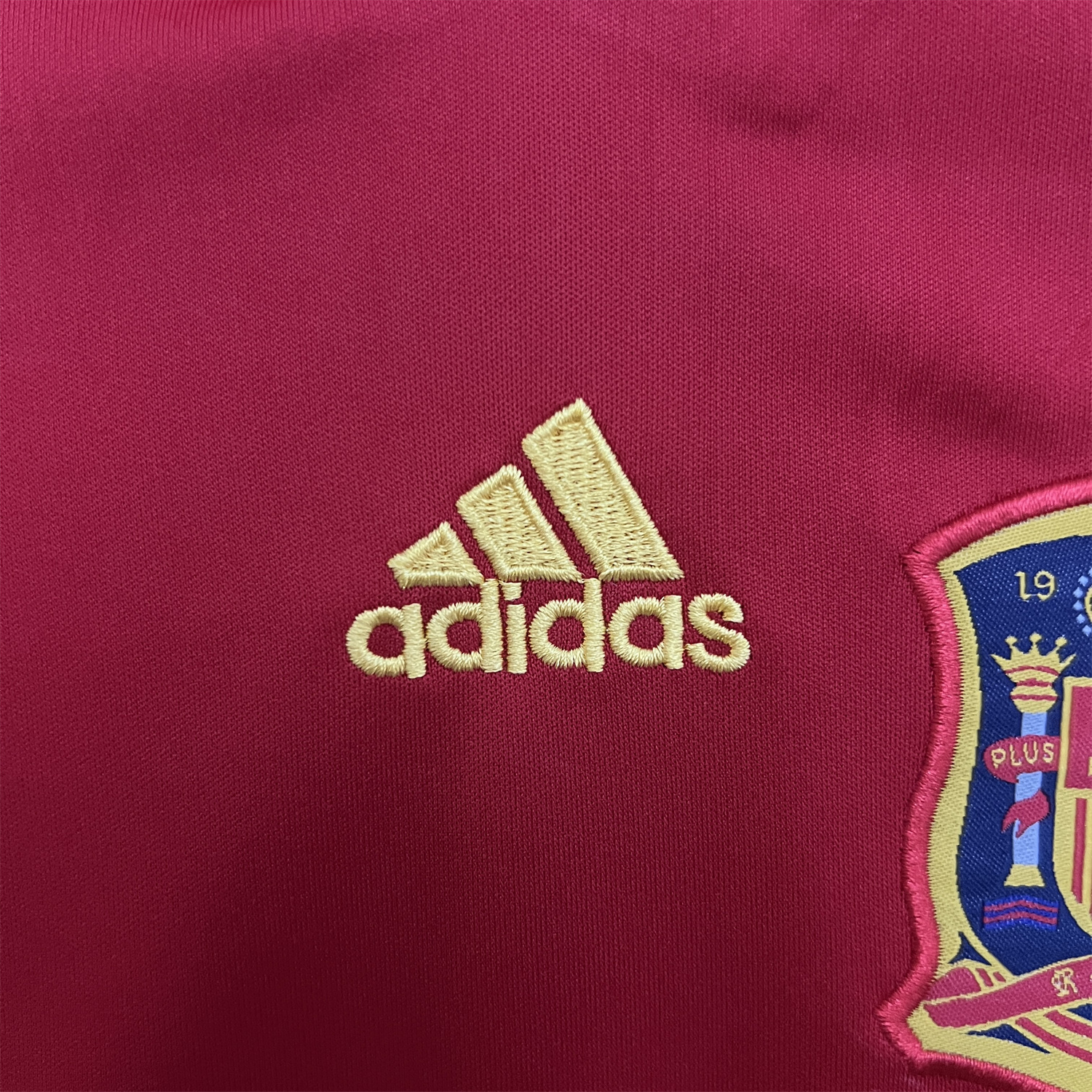 AlphaJersey-Retro Spain 2010 Home Kids Kit