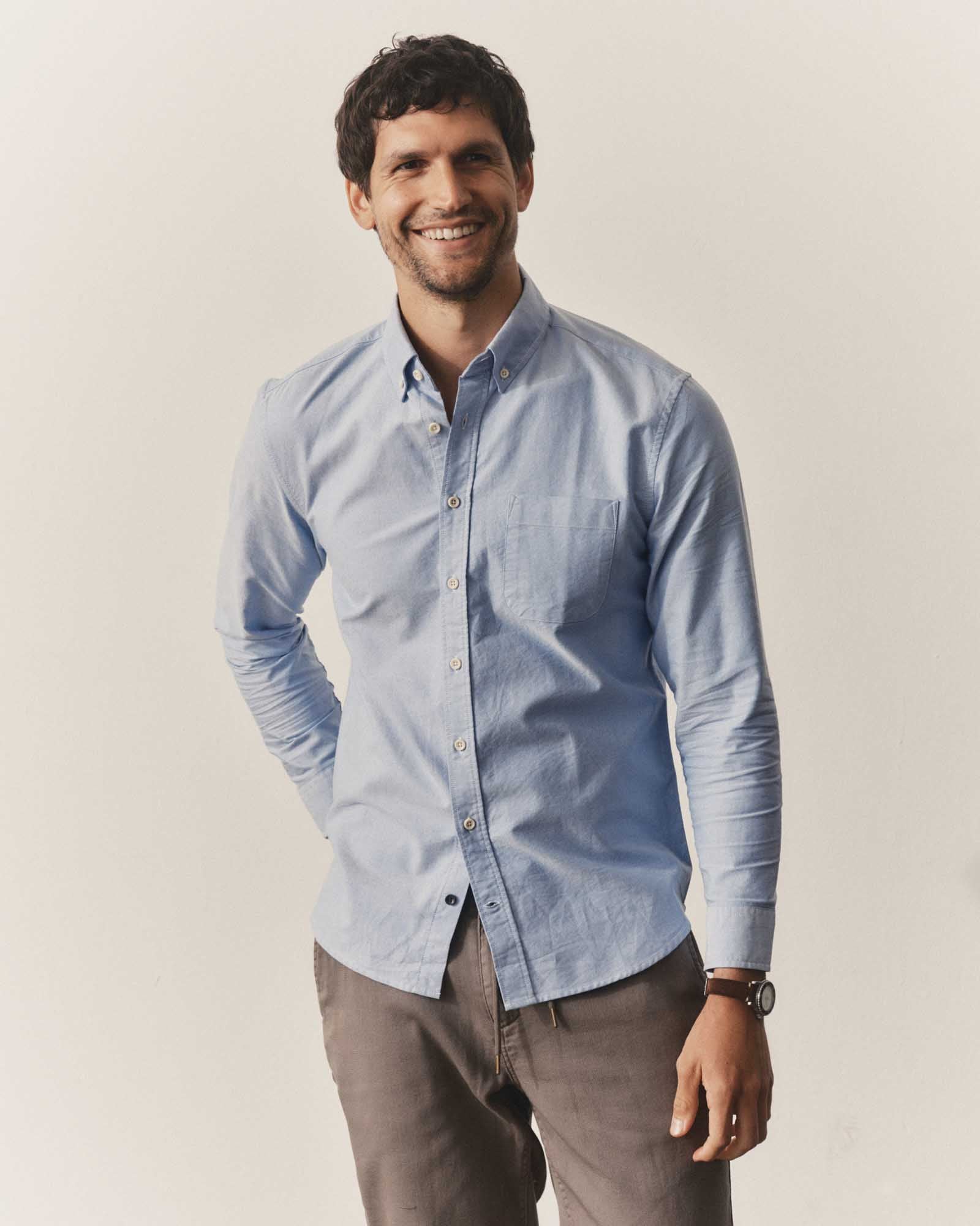 The Jack in Blue Everyday Oxford | Modern Menswear by yycbvcnbmmnbm