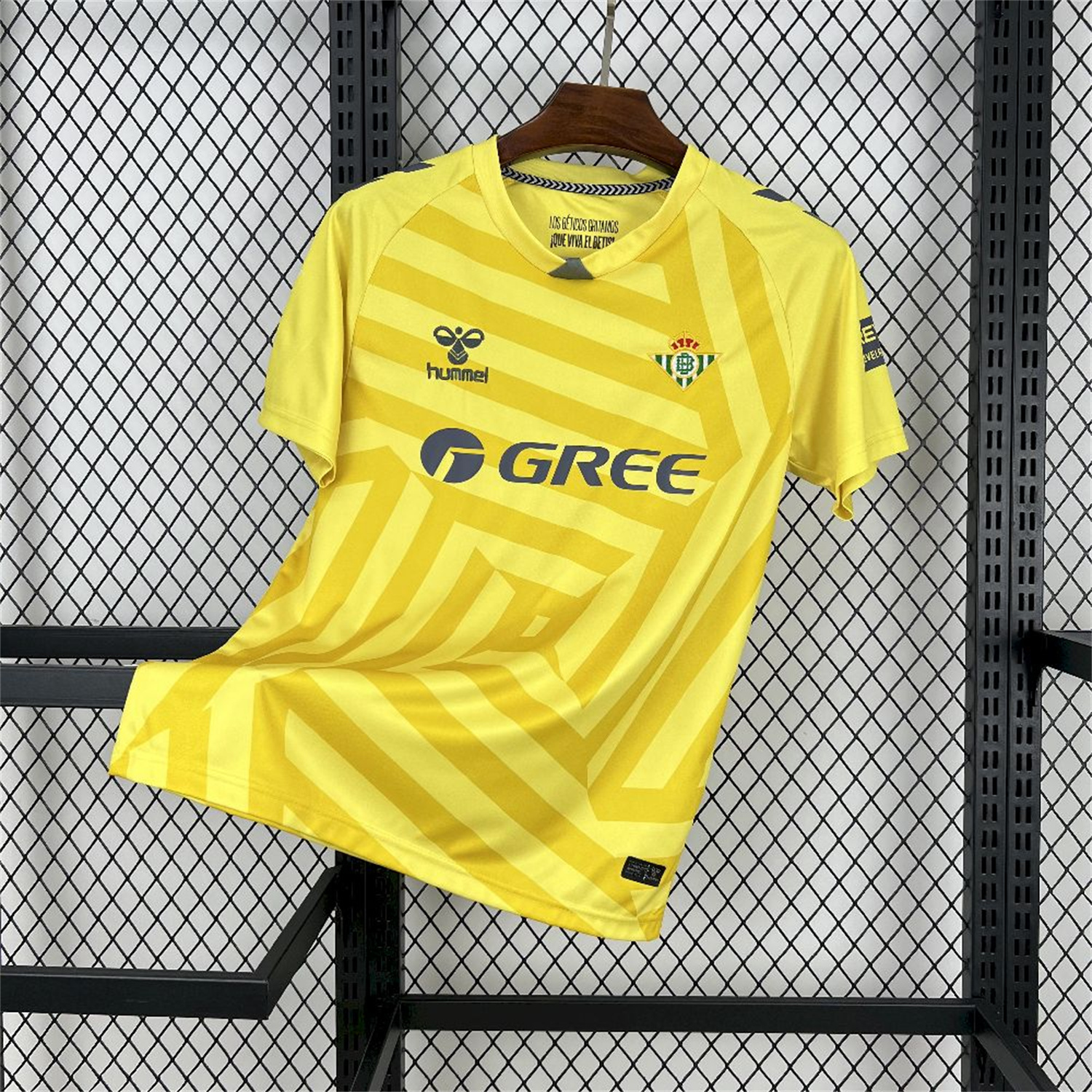 AlphaJersey-Real Betis 25-26 Yellow Goalkeeper Jersey - Fans Version