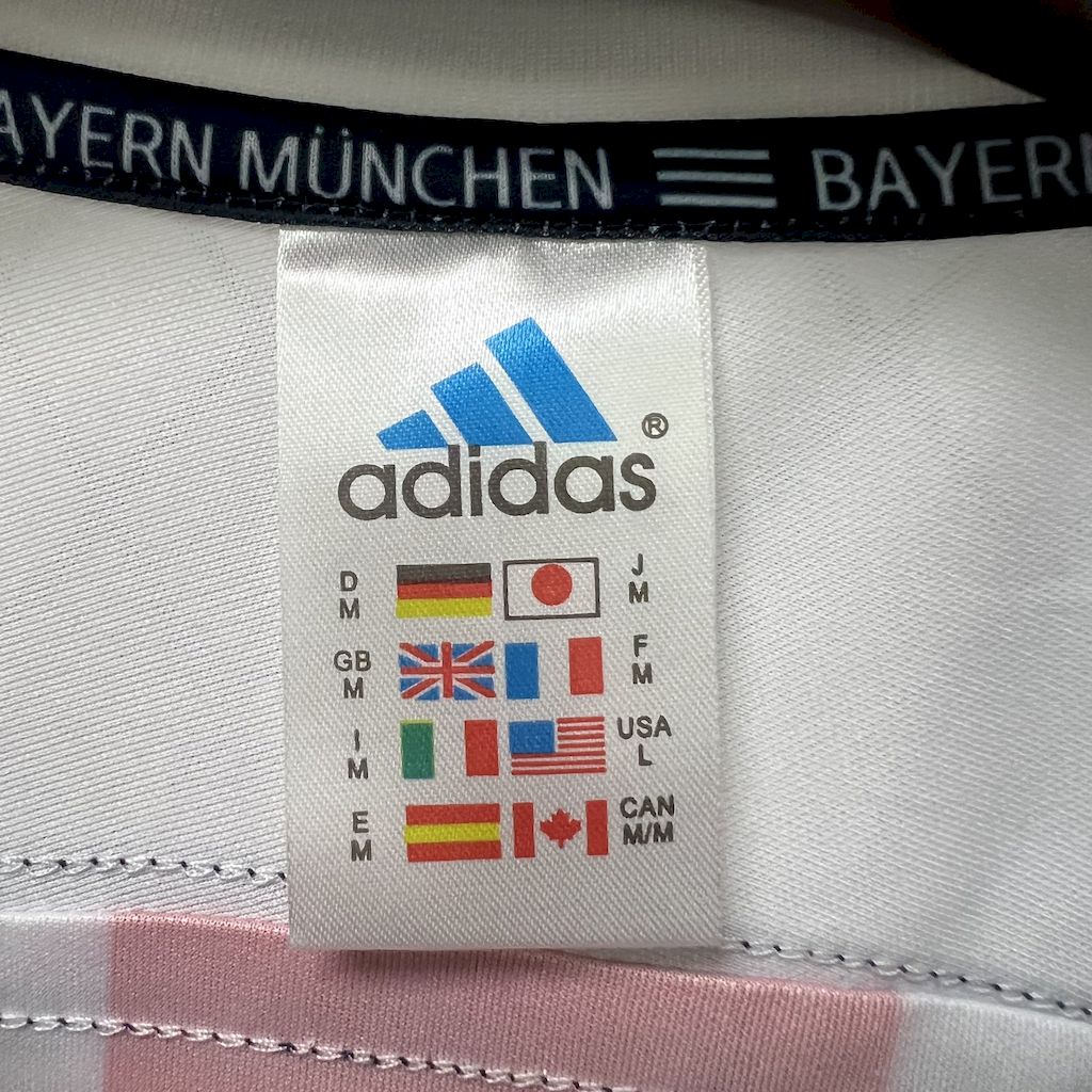 AlphaJersey-Retro Bayern Munich 2000-01 Away Jersey