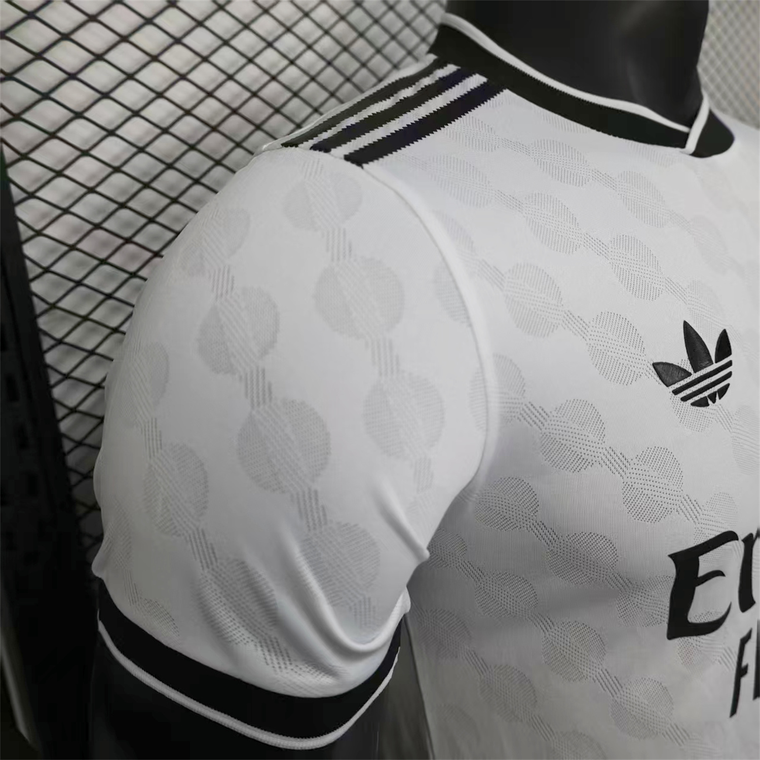 AlphaJersey-Real Madrid 25-26 Polka Dots White Jersey - Player Version