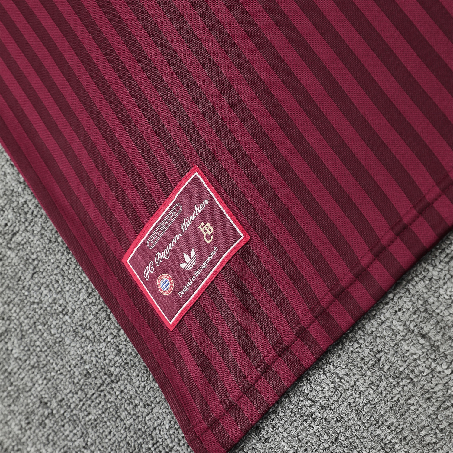 AlphaJersey-Bayern Munich 25-26 Vest Training Set - Wine Red Lines Vest & Wine Red Lines Shorts