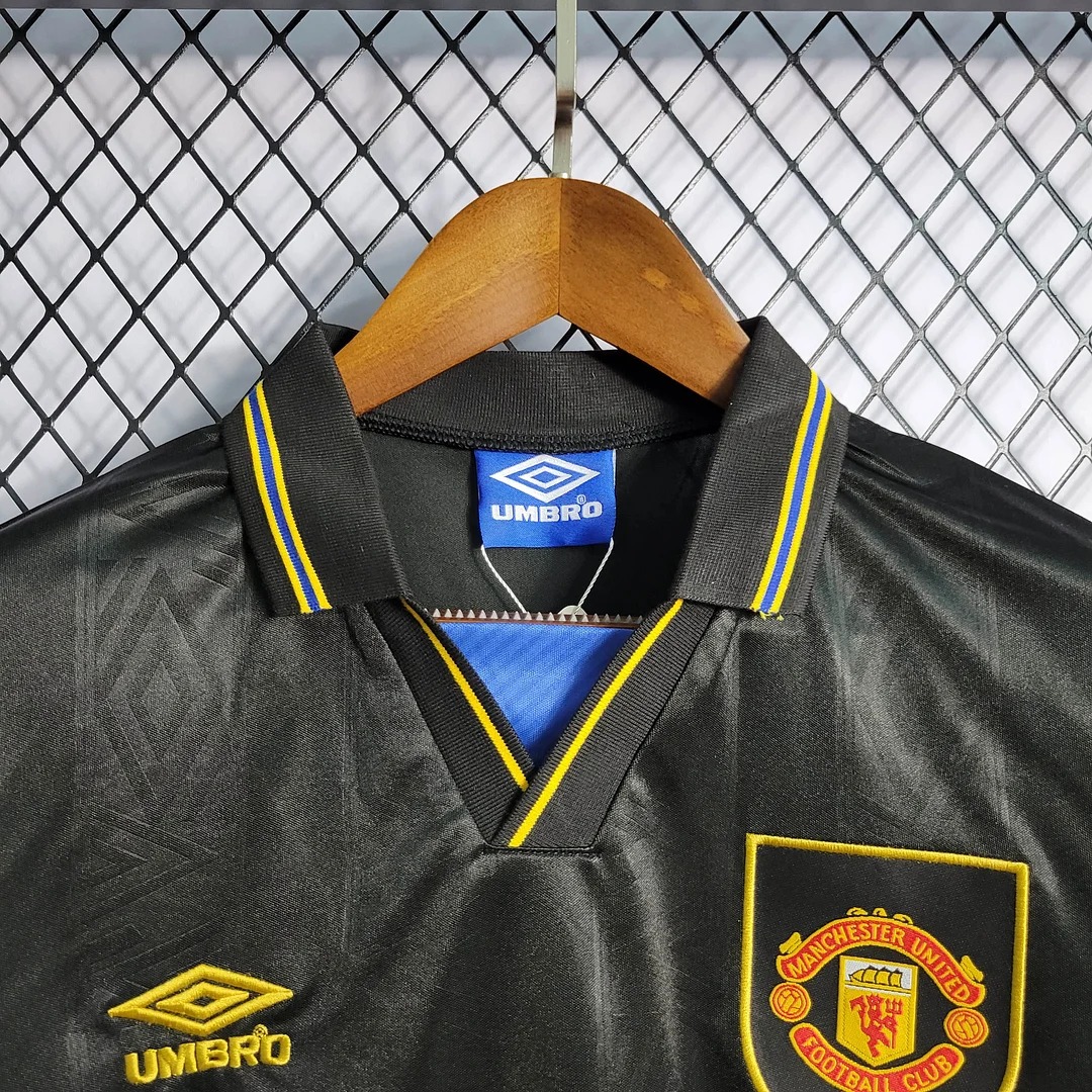 AlphaJersey-Retro Manchester United 93-94 Away Jersey