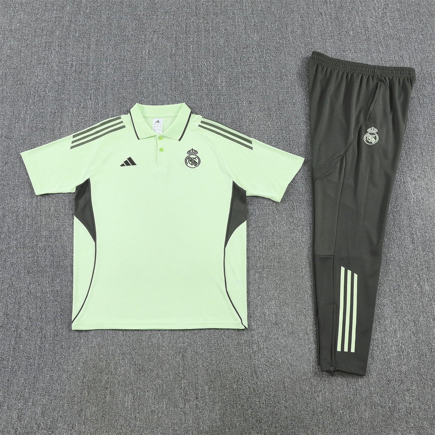 AlphaJersey-Real Madrid 25-26 POLO Short-Sleeve Training Set - Light Green Top and Dark Grey Pants
