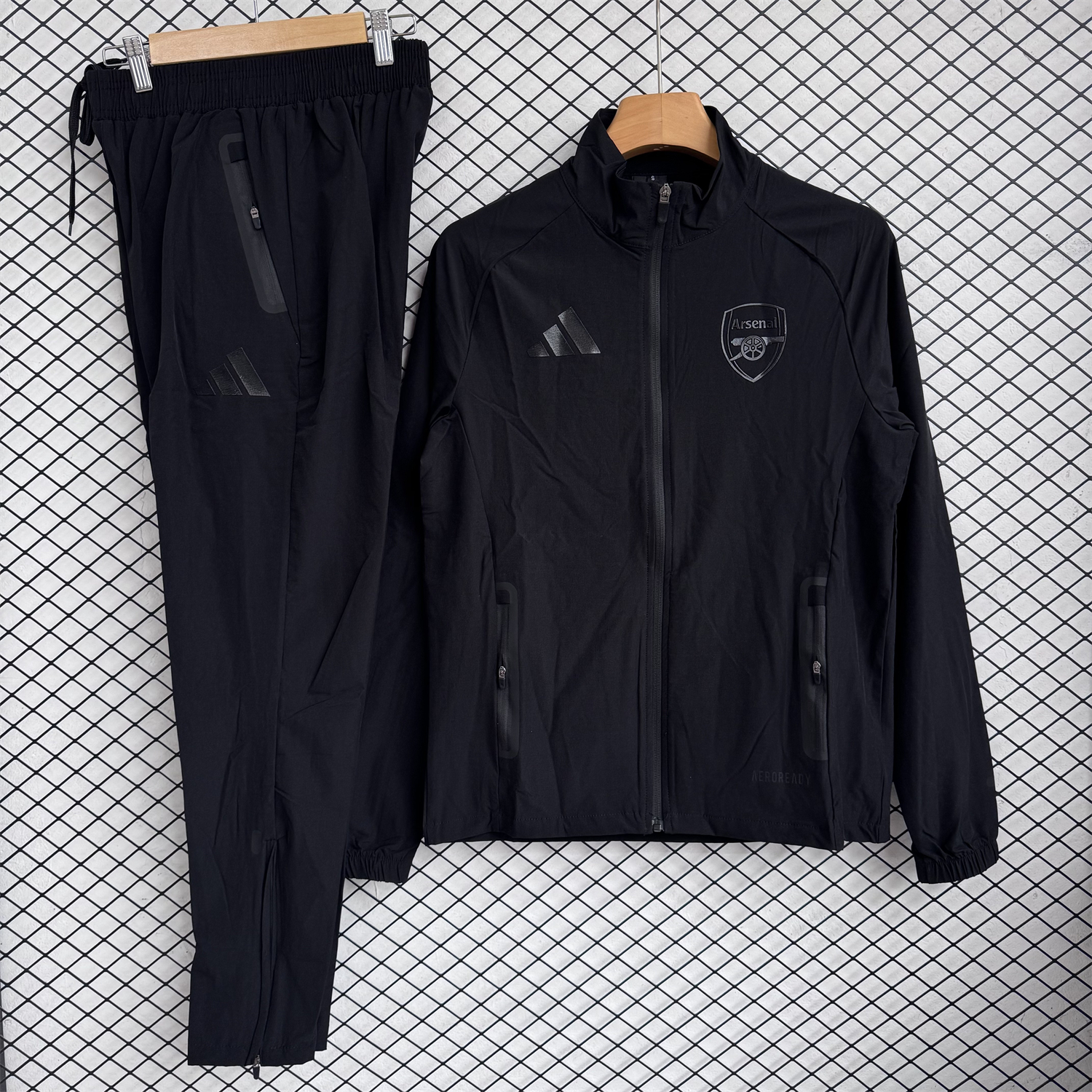 AlphaJersey-Arsenal 25-26 Windbreaker Training Set - Pure Black Top and Pants