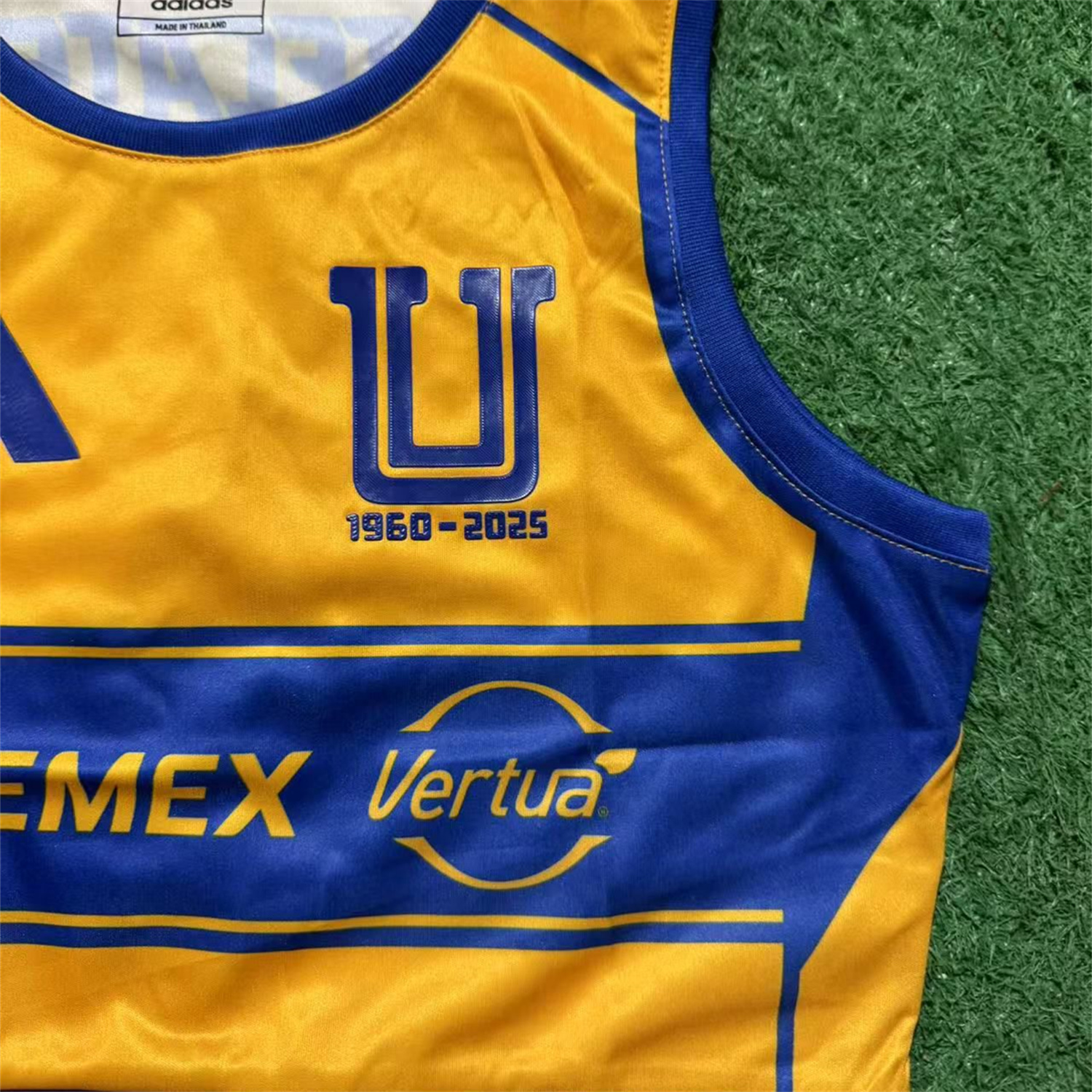AlphaJersey-Women's Tigres UANL 25-26 Home Yoga Vest