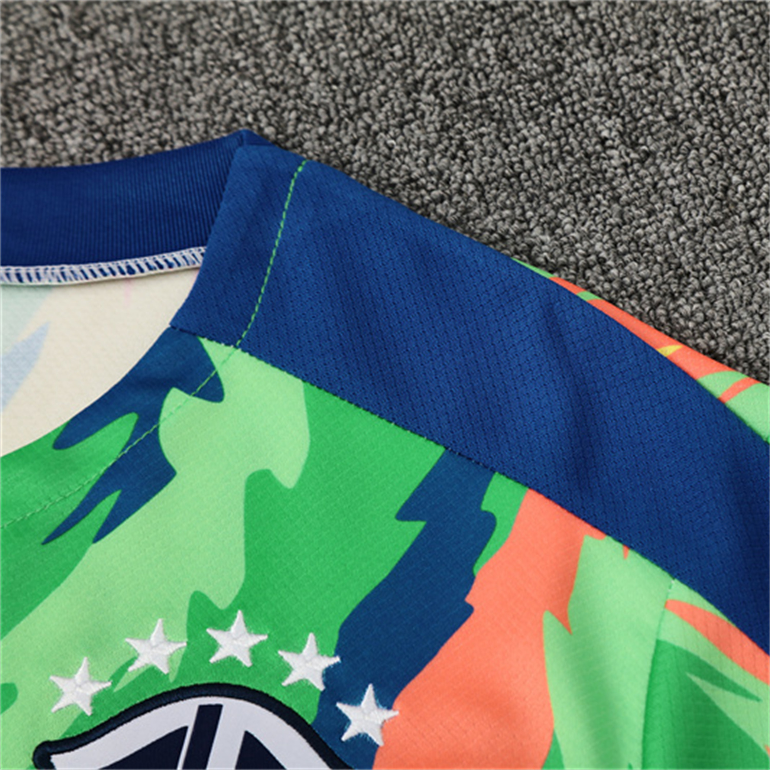 AlphaJersey-Brazil 25-26 Kids Short-Sleeve Training Set - Blue Green Camouflage Top & Blue Shorts
