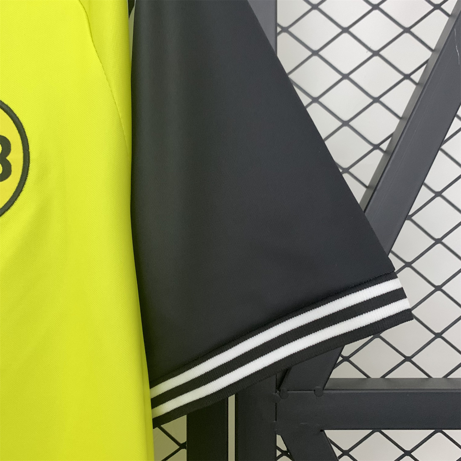 AlphaJersey-Retro Dortmund 1995-96 Home Jersey