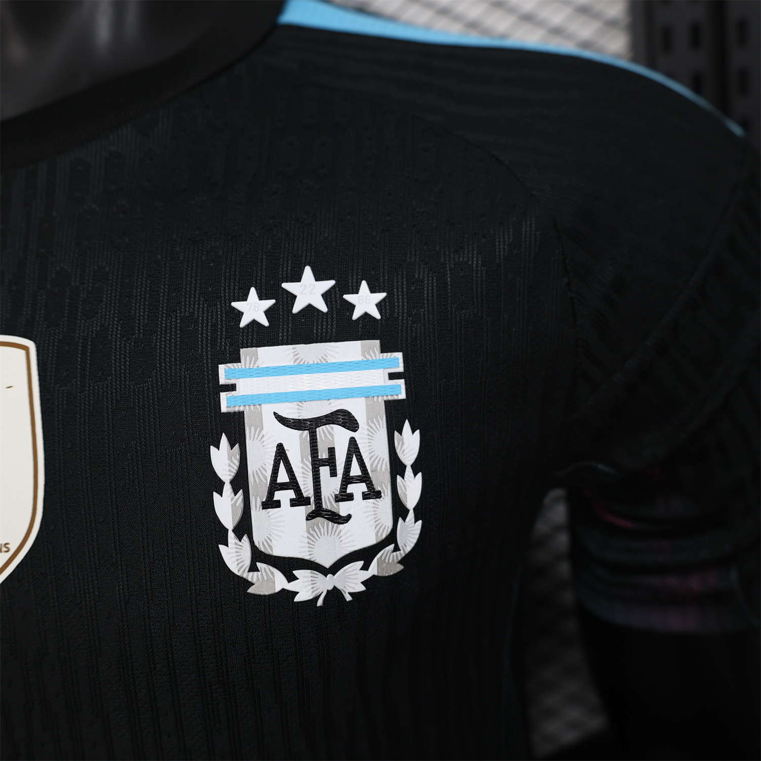 AlphaJersey-Argentina 2026 Black Pre-Match Training Jersey - Player Version