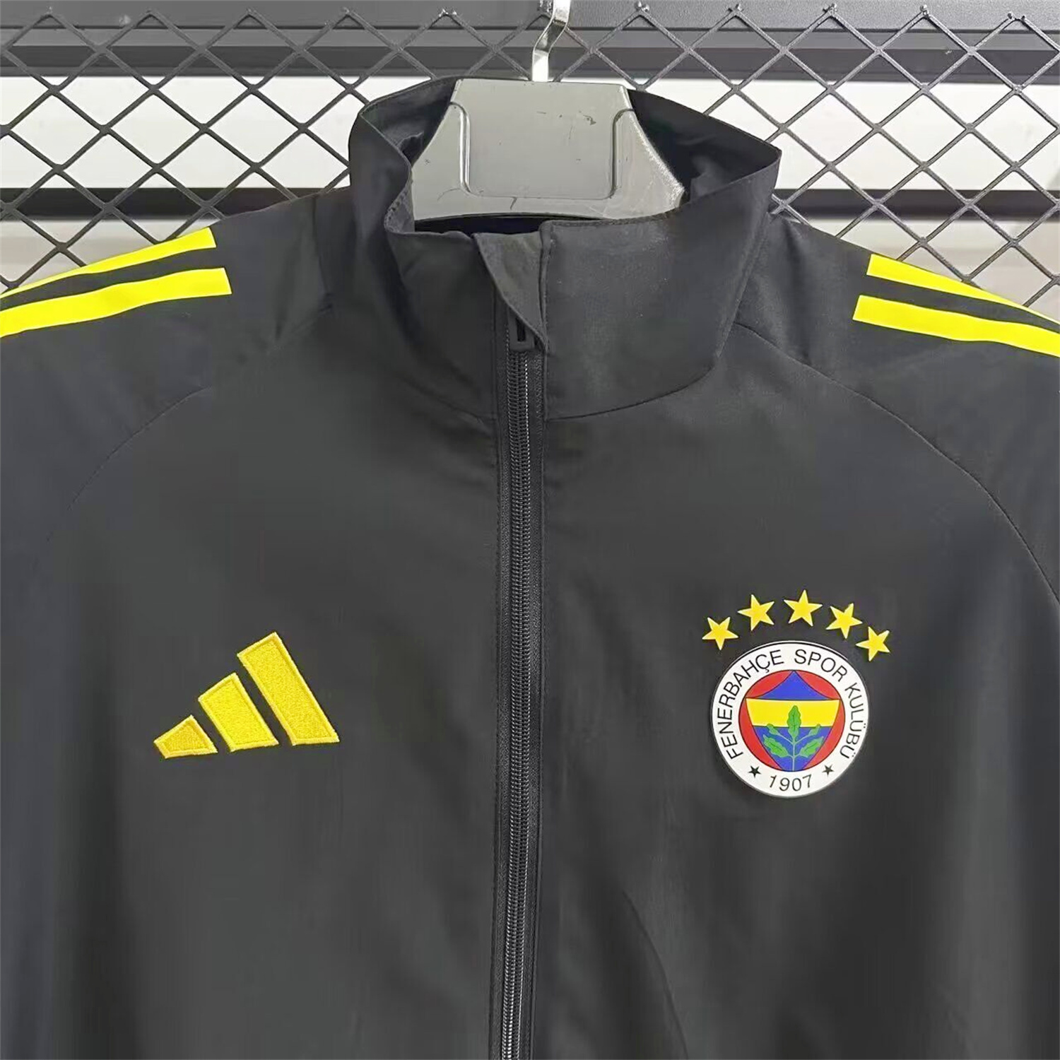 AlphaJersey-Fenerbahce 25-26 Windbreaker Jacket - Black