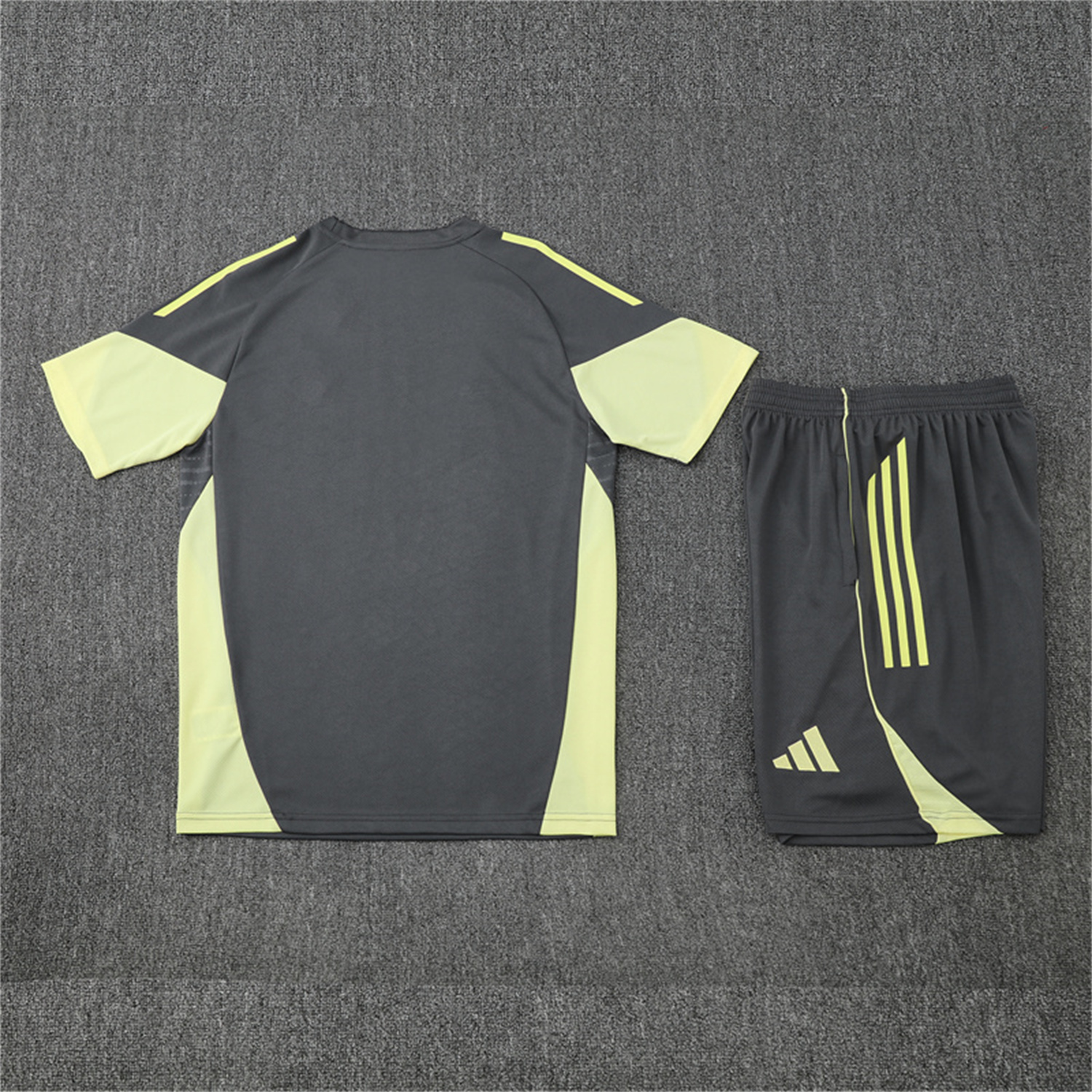 AlphaJersey-Real Madrid 25-26 Kids Short-Sleeve Training Set - Deep Grey Top and Shorts