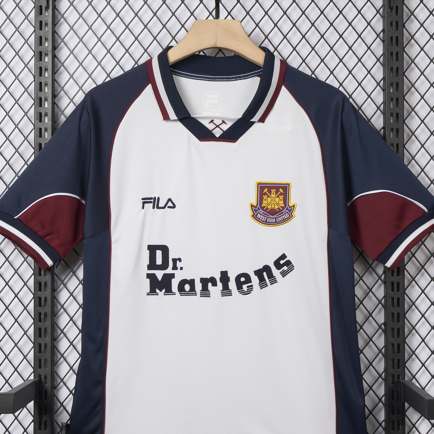 AlphaJersey-Retro West Ham United 1999-01 Away Jersey