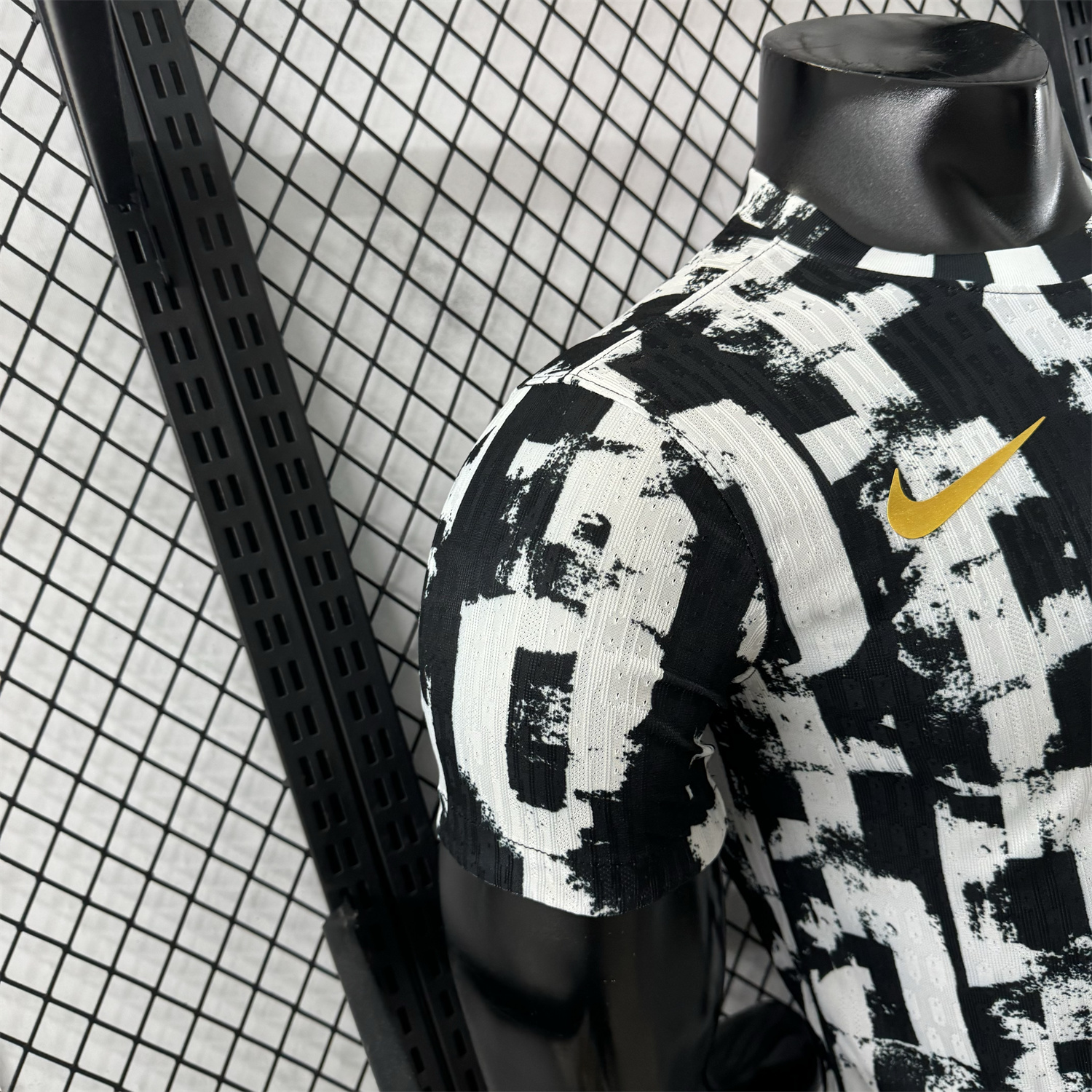AlphaJersey-Barcelona 25-26 Unsponsored White & Black Letters Special Jersey - Player Version