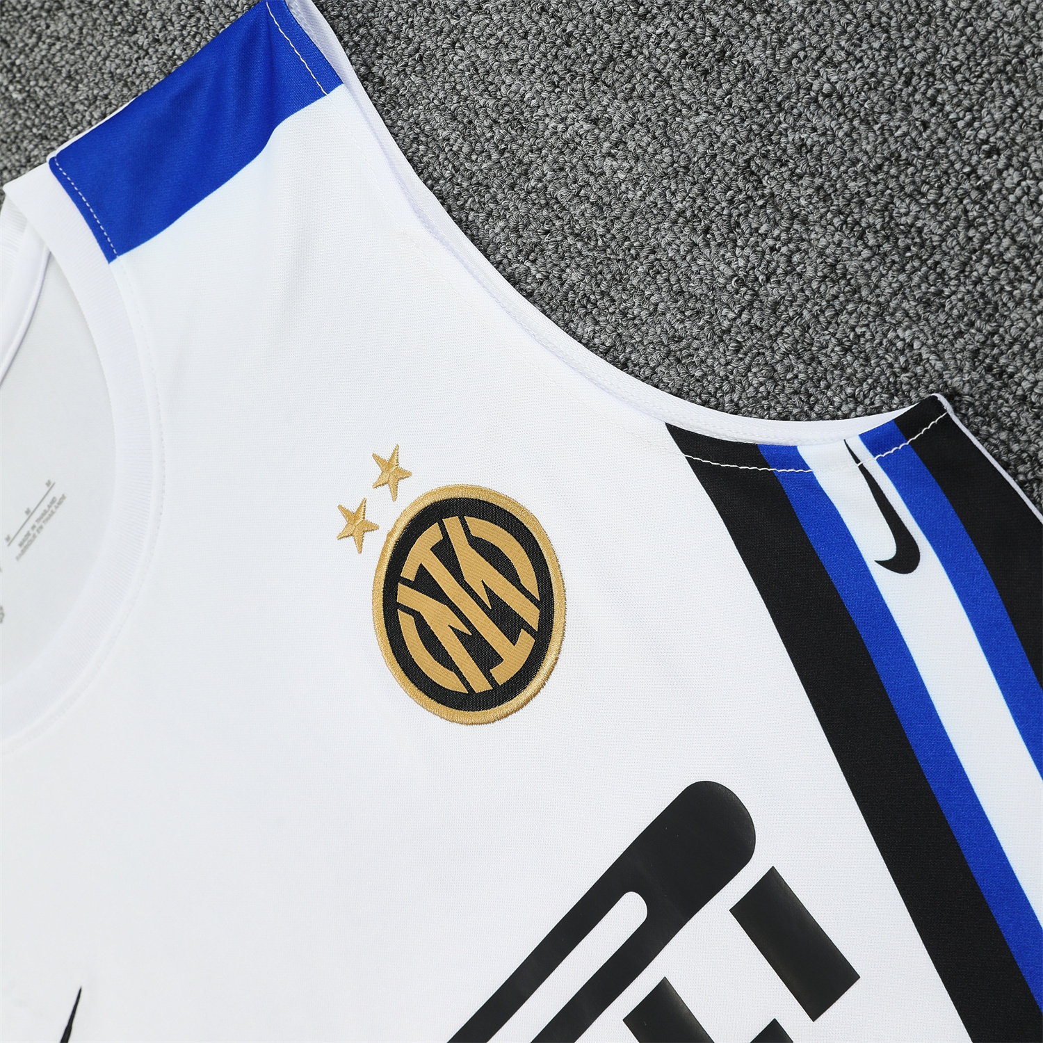 AlphaJersey-Inter Milan 25-26 Vest Training Set - White Vest & Black Shorts