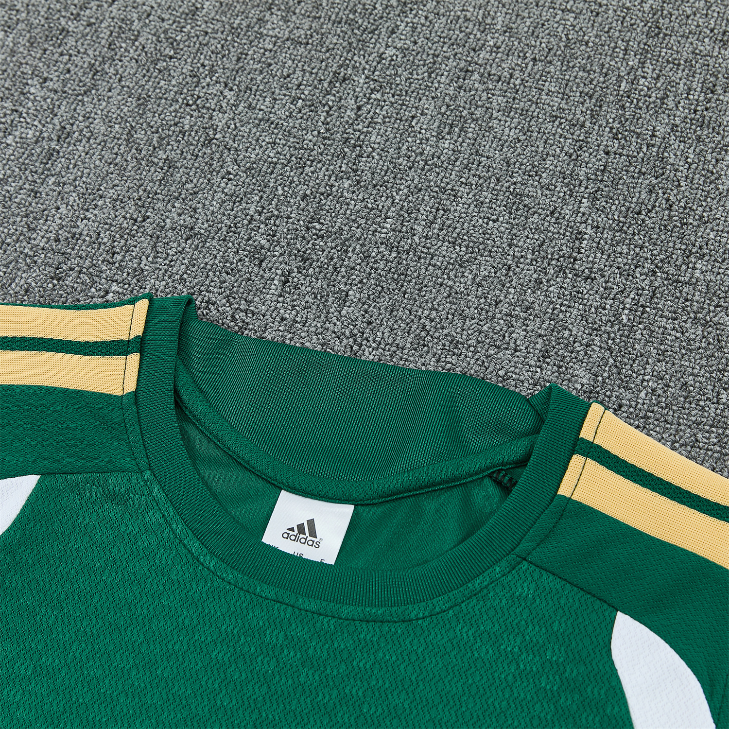AlphaJersey-Italy 2026 Vest Training Set - Green Vest and Shorts