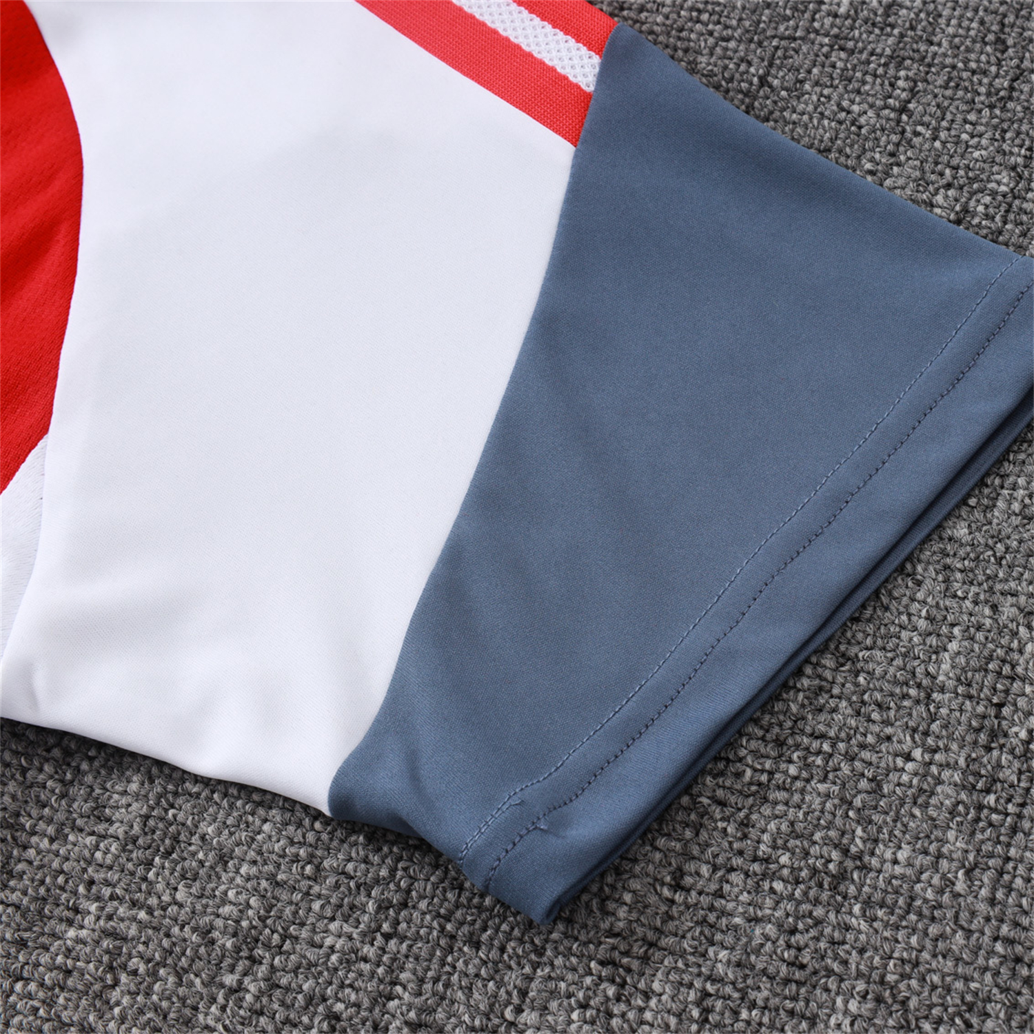 AlphaJersey-SC Internacional 2026 Short-Sleeve Training Set - White Top and Red Shorts