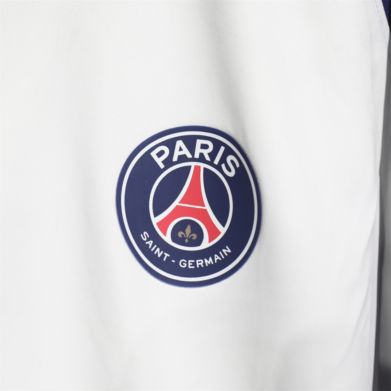 AlphaJersey-Paris Saint-Germain PSG 25-26 Throwback Windbreaker Jacket - White