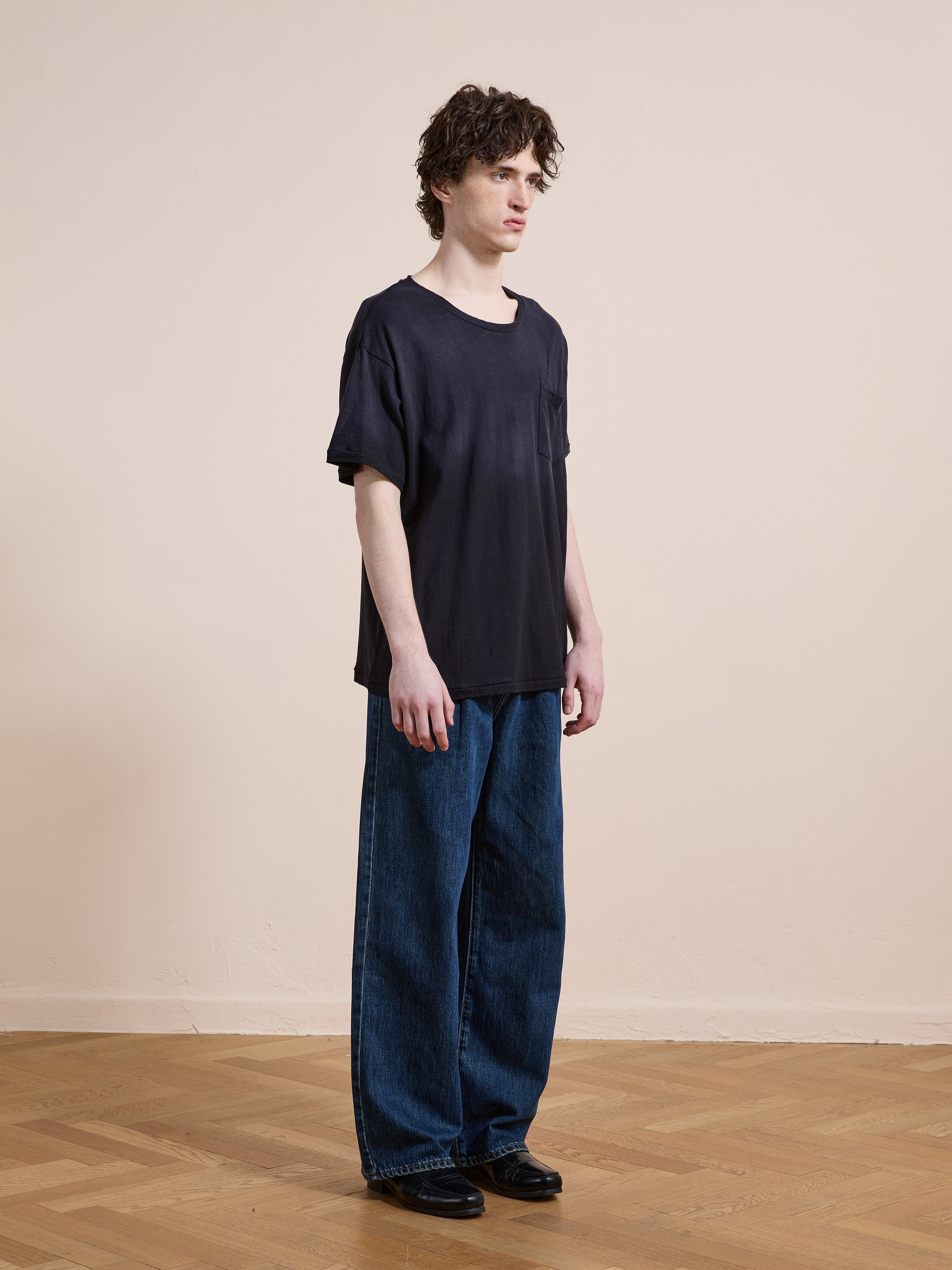 Weathered Pocket Tee | Modern Menswear by yycbvcnbmmnbm