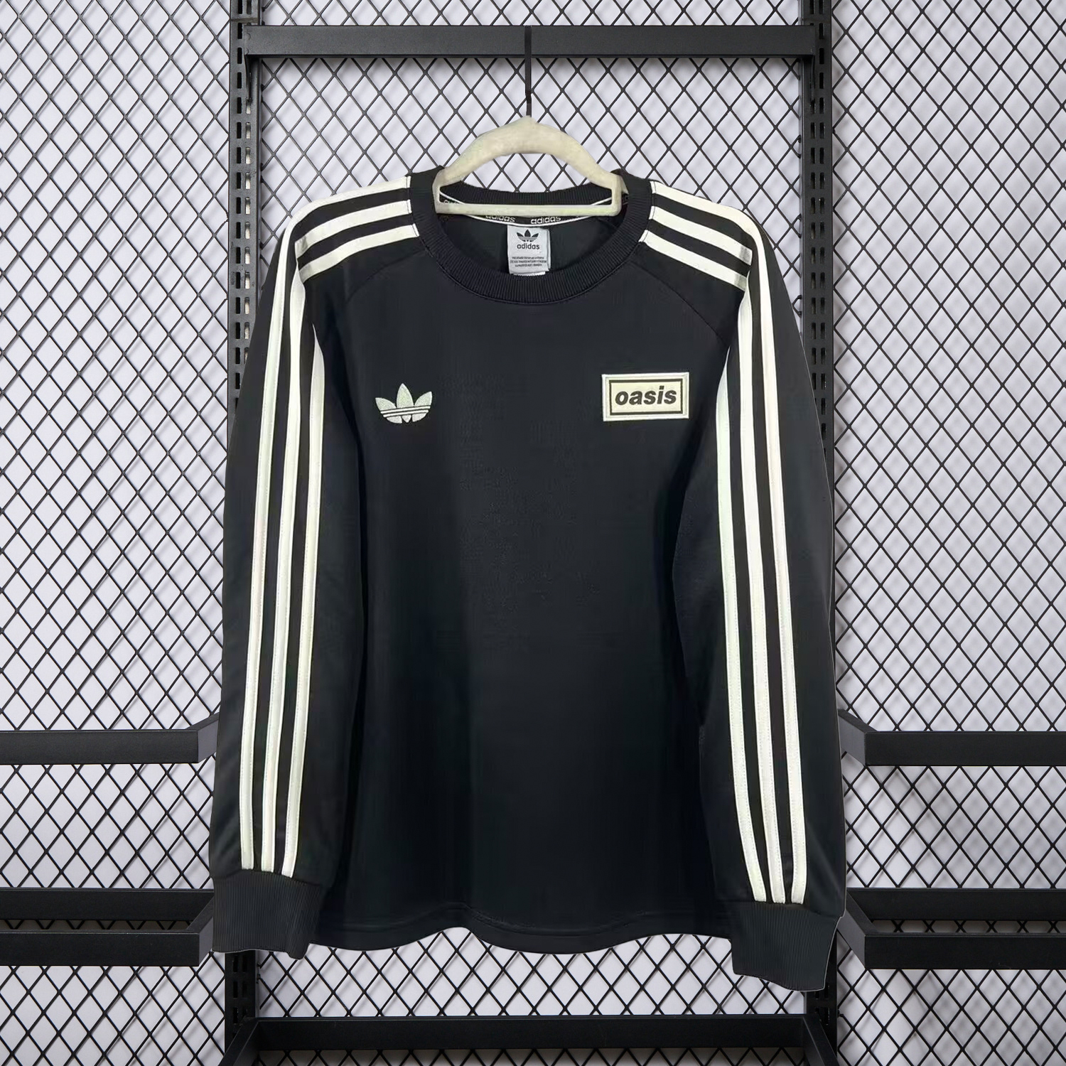 AlphaJersey-Adidas 25-26 Oasis Originals Tour Black Long Sleeves Jersey - Fans Version