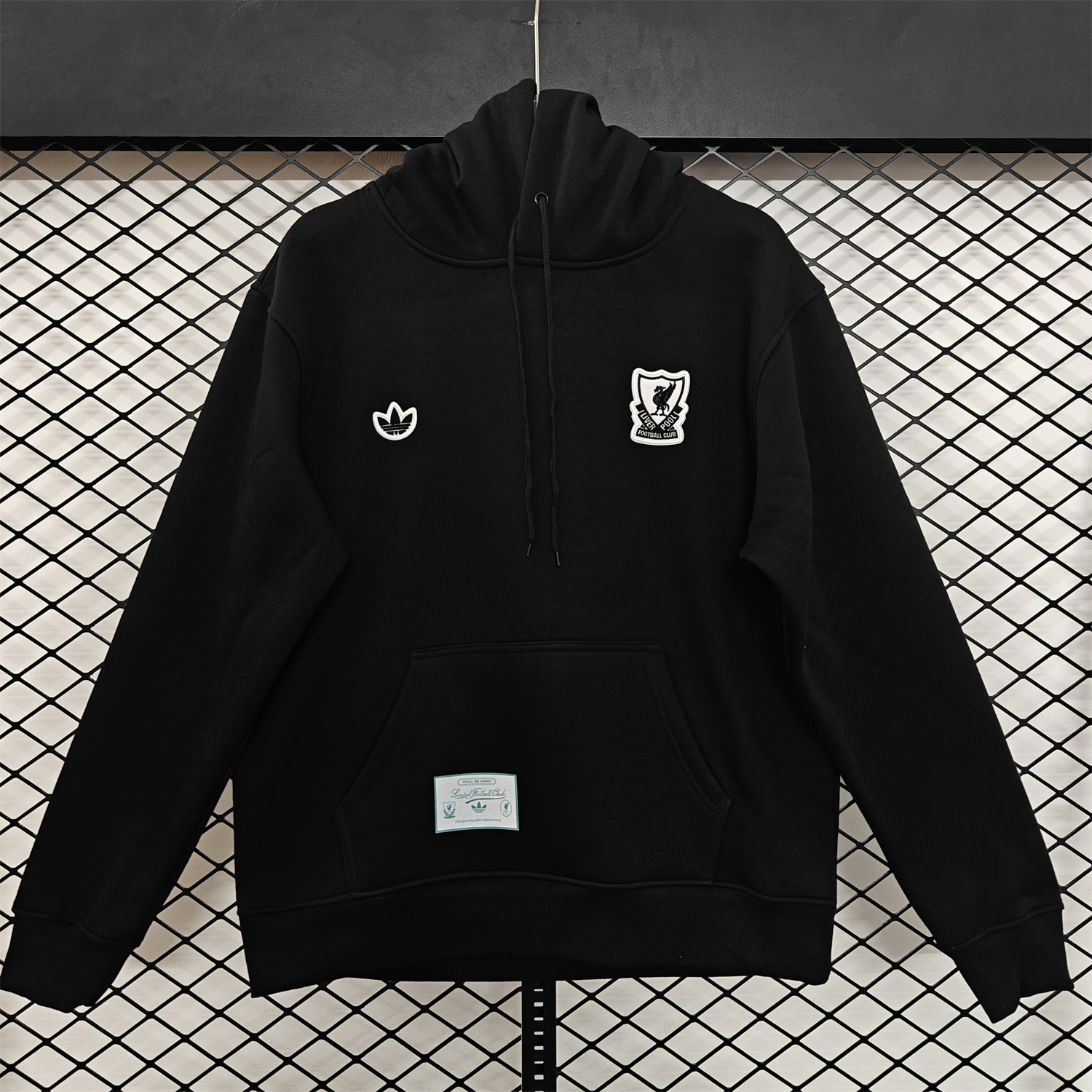 AlphaJersey-Liver.pool 25-26 Originals Terrace Icon White Team Logo Unisex Pullover Hoodie