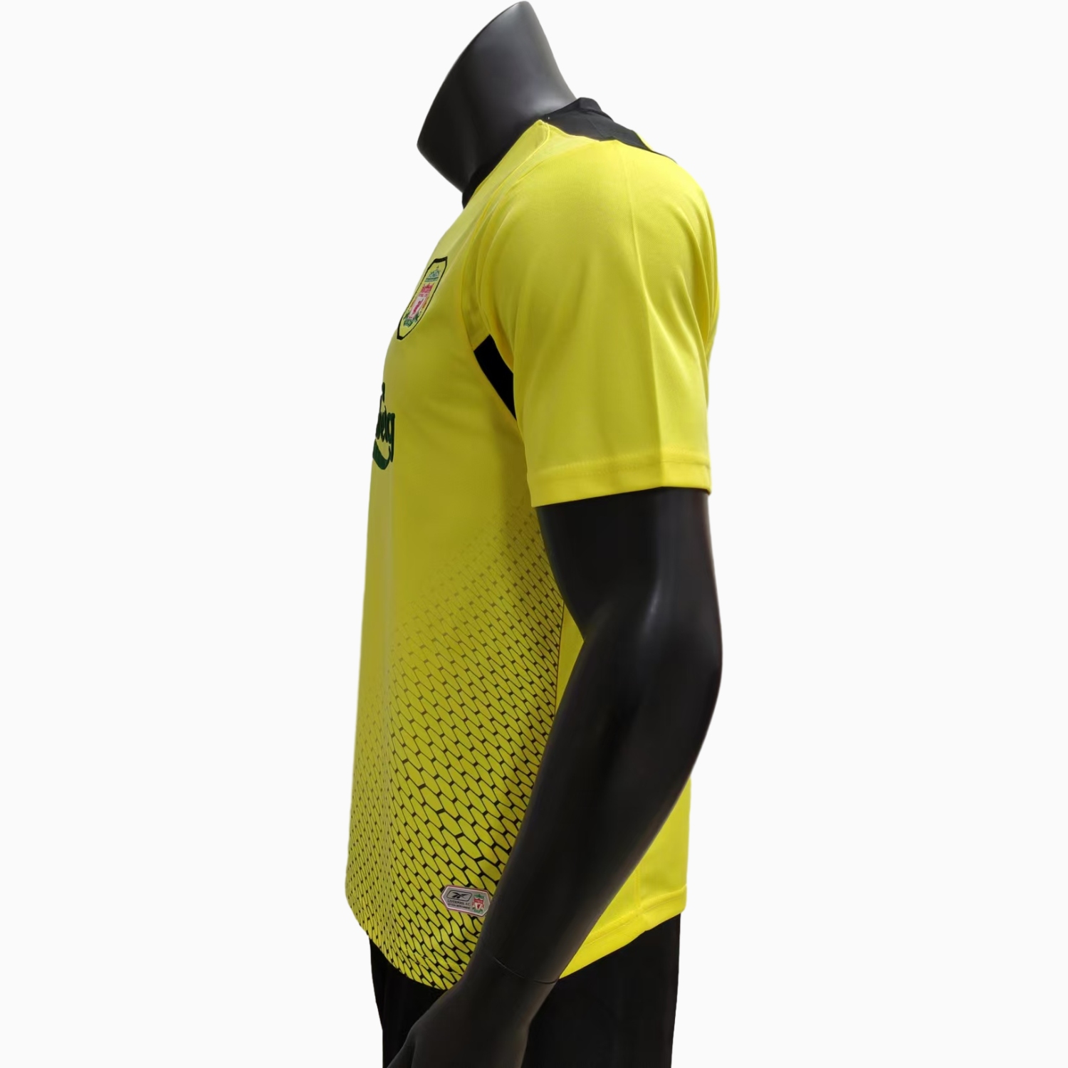 AlphaJersey-Retro Liver.pool 2004-05 Away Jersey