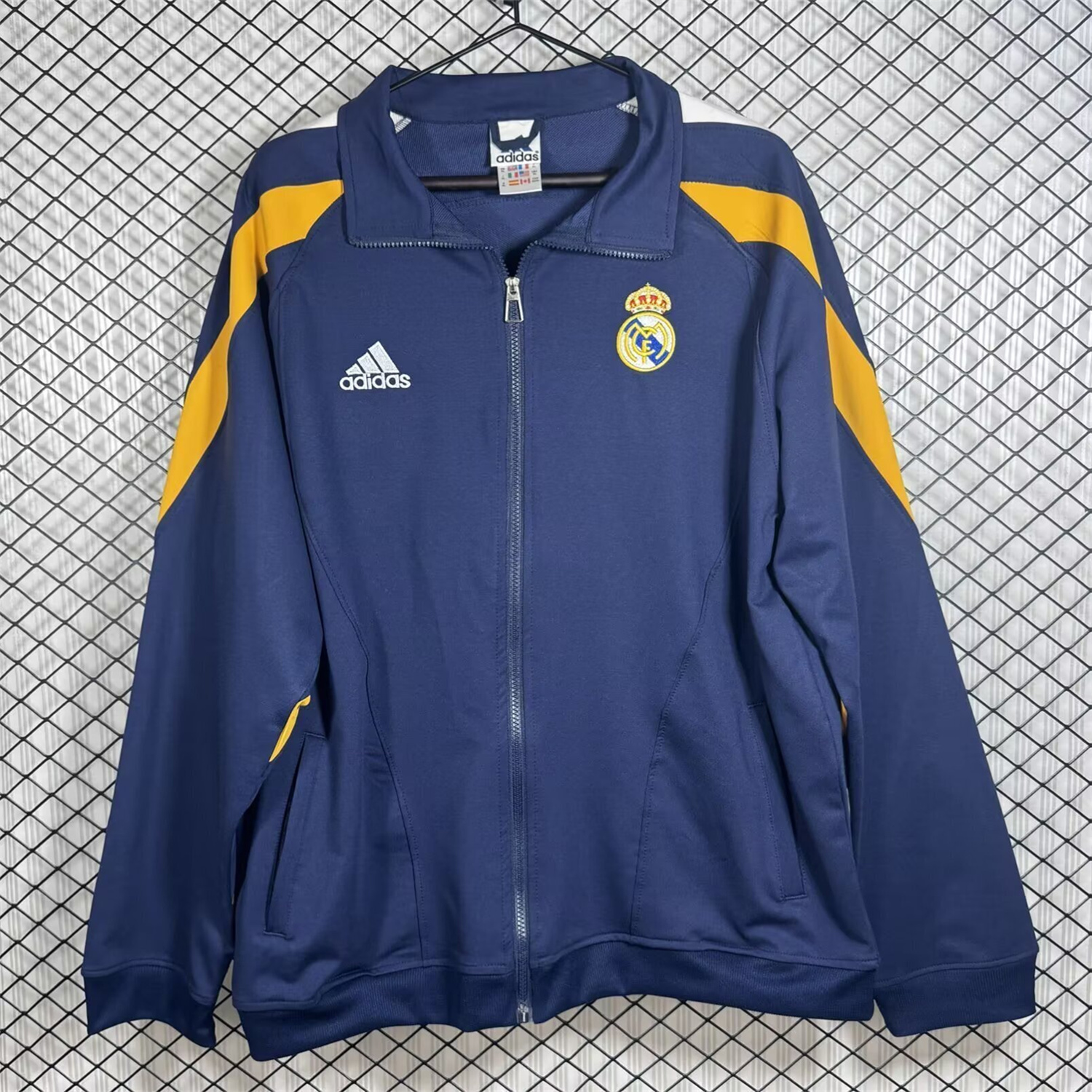 AlphaJersey-Real Madrid 25-26 Windbreaker Jacket - Blue And Yellow