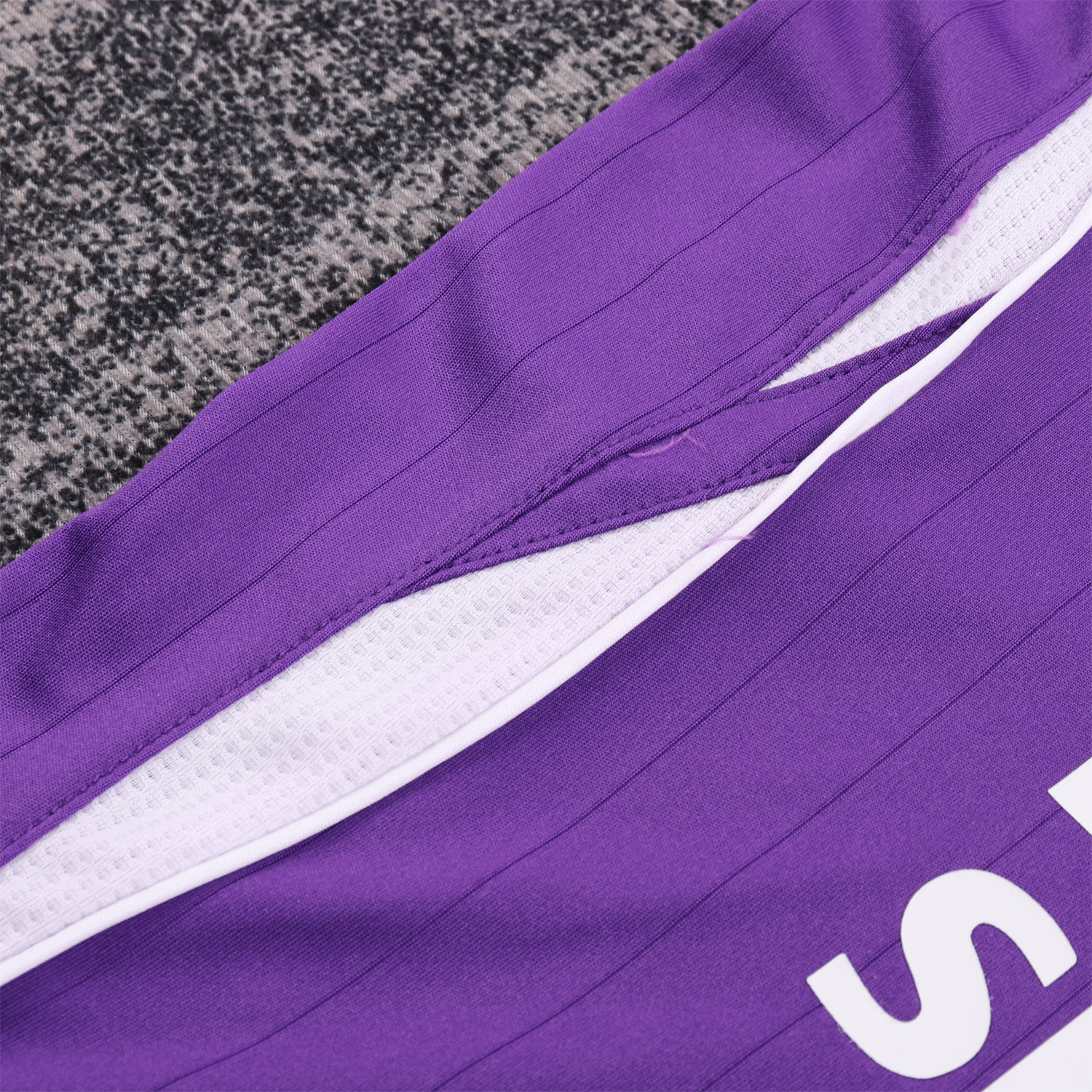AlphaJersey-Retro Real Madrid 2006-07 Away Purple Kids Kit