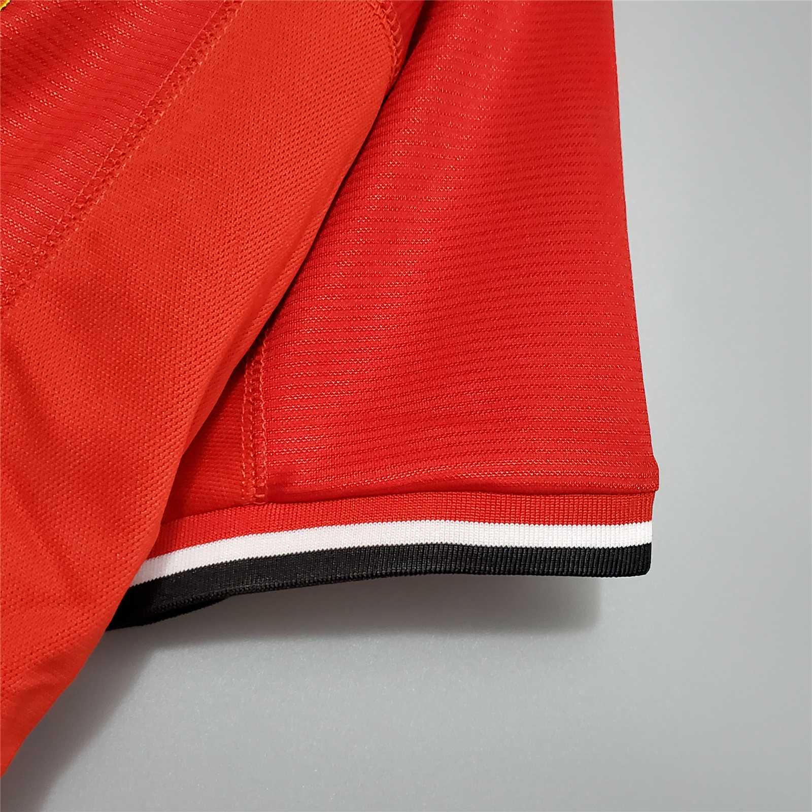 AlphaJersey-Retro Manchester United 00-02 Home Jersey