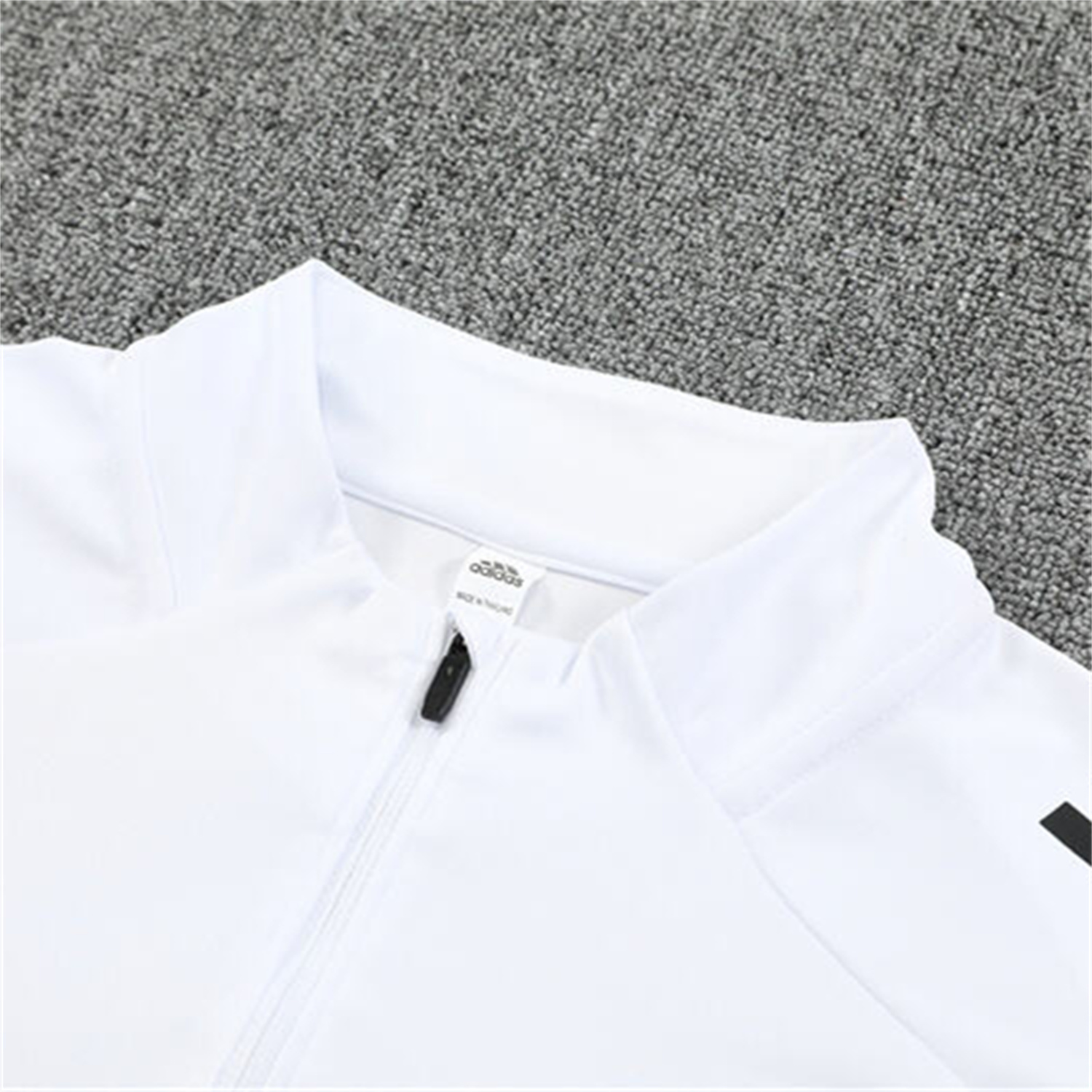 AlphaJersey-Manchester United 25-26 Kids Long Sleeve Training Set - White Top & Black Pants