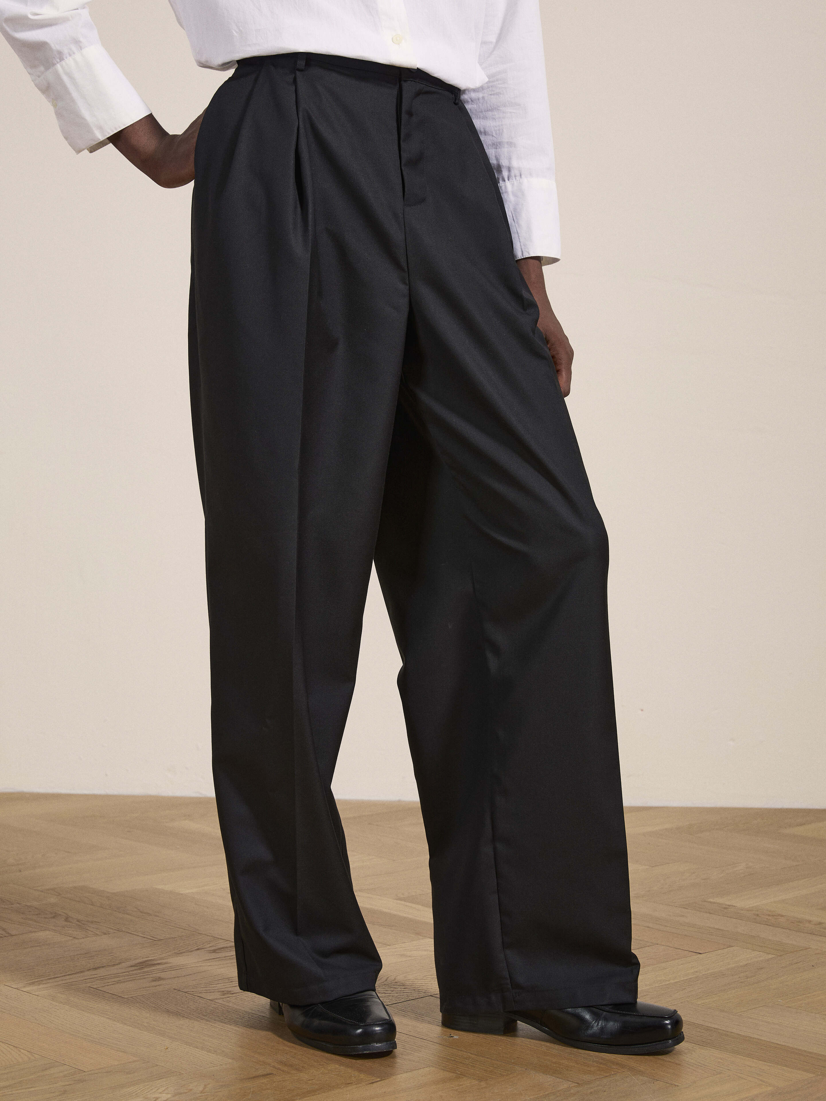Pleated Trousers | Modern Menswear by yycbvcnbmmnbm