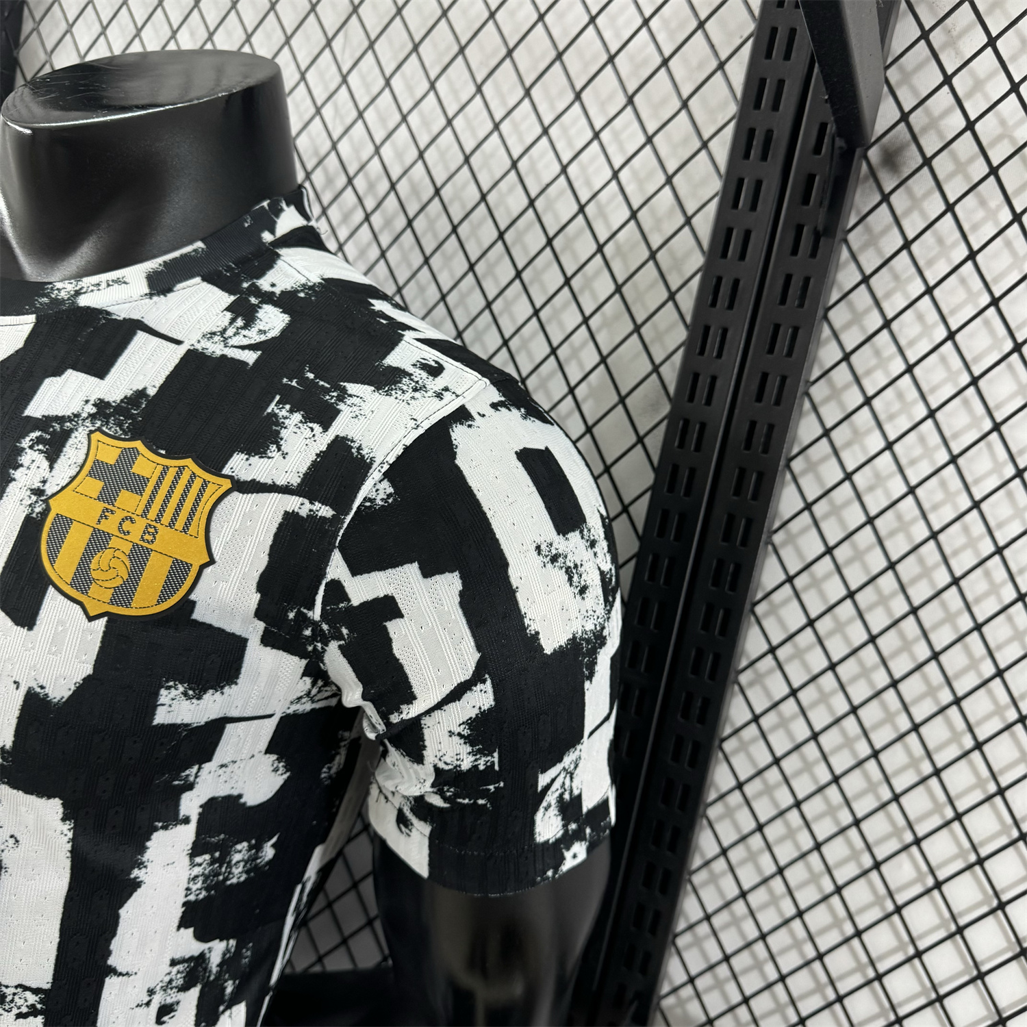 AlphaJersey-Barcelona 25-26 Unsponsored White & Black Letters Special Jersey - Player Version