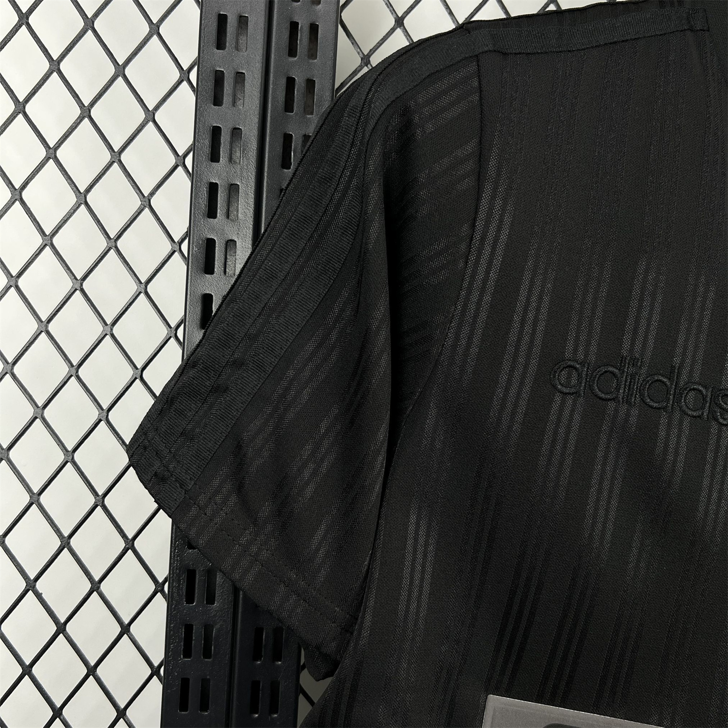 AlphaJersey-Retro Liver.pool 1995-96 Black Special Jersey