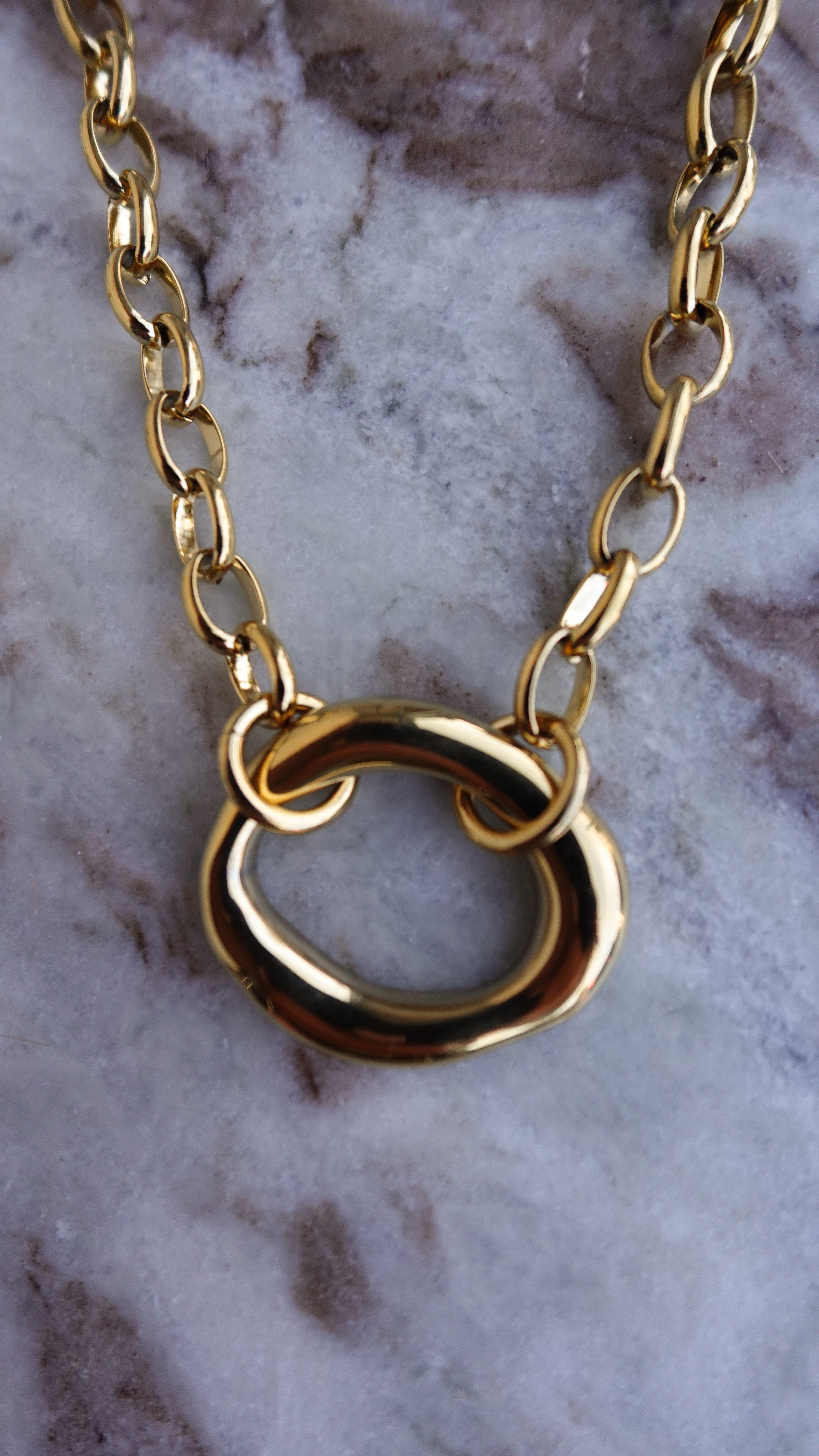 Gold Rolo Chain Necklace | Elegant Women's Fashion by coolavocek