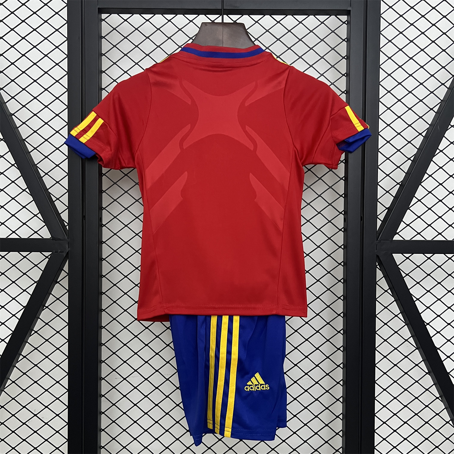 AlphaJersey-Retro Spain 2010 Home Kids Kit