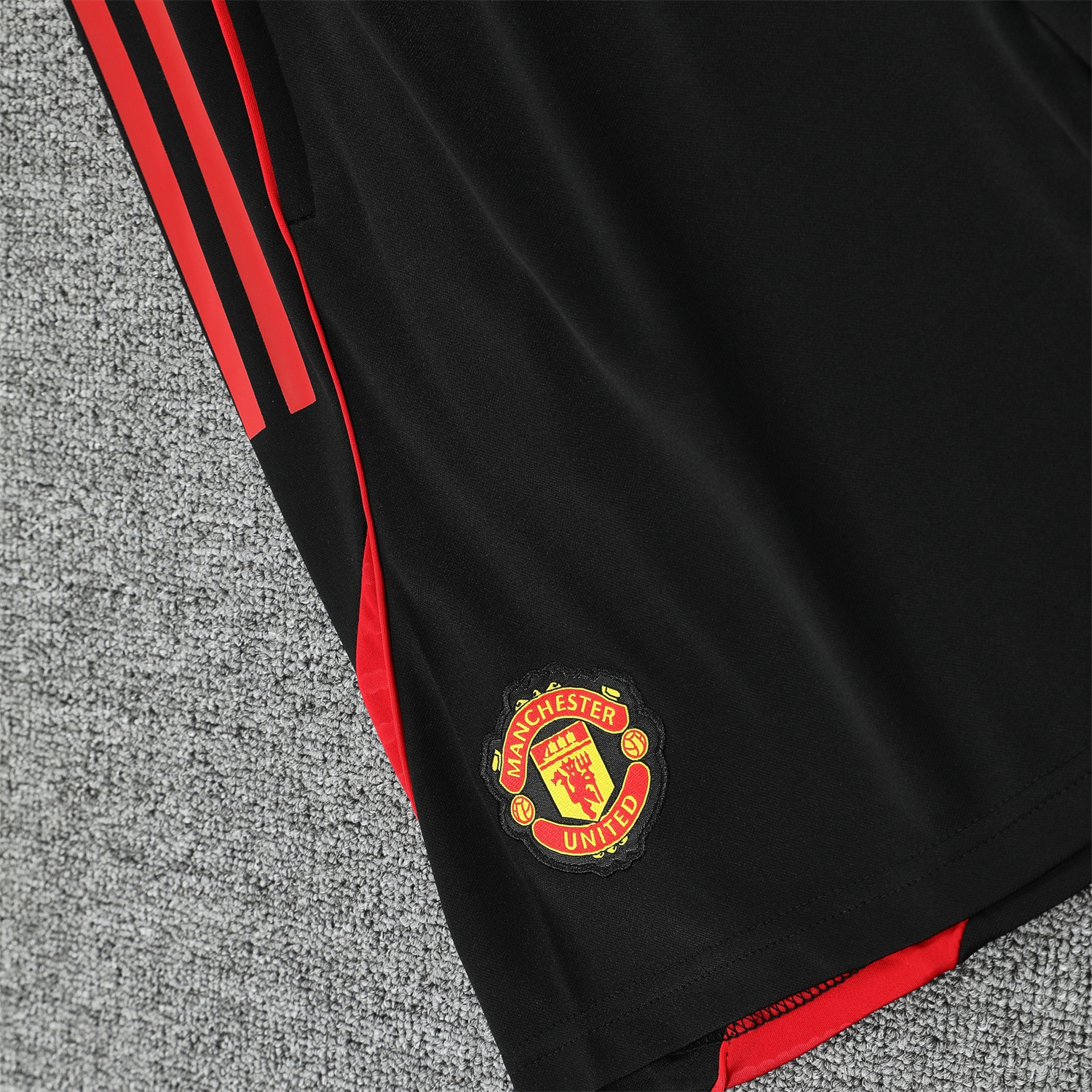 AlphaJersey-Manchester United 25-26 Vest Training Set - Pure Red Vest & Black Shorts