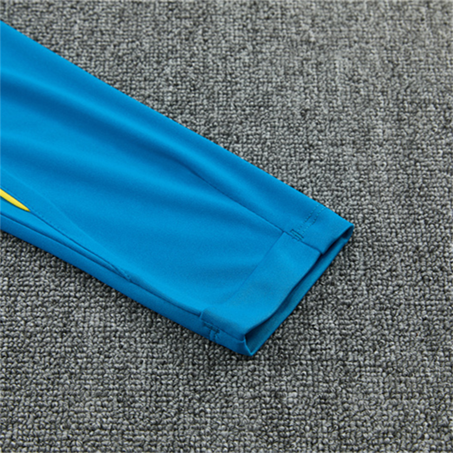 AlphaJersey-Brazil 2026 Kids Long Sleeve Training Set - Sky Blue Top & Dark Green Pants
