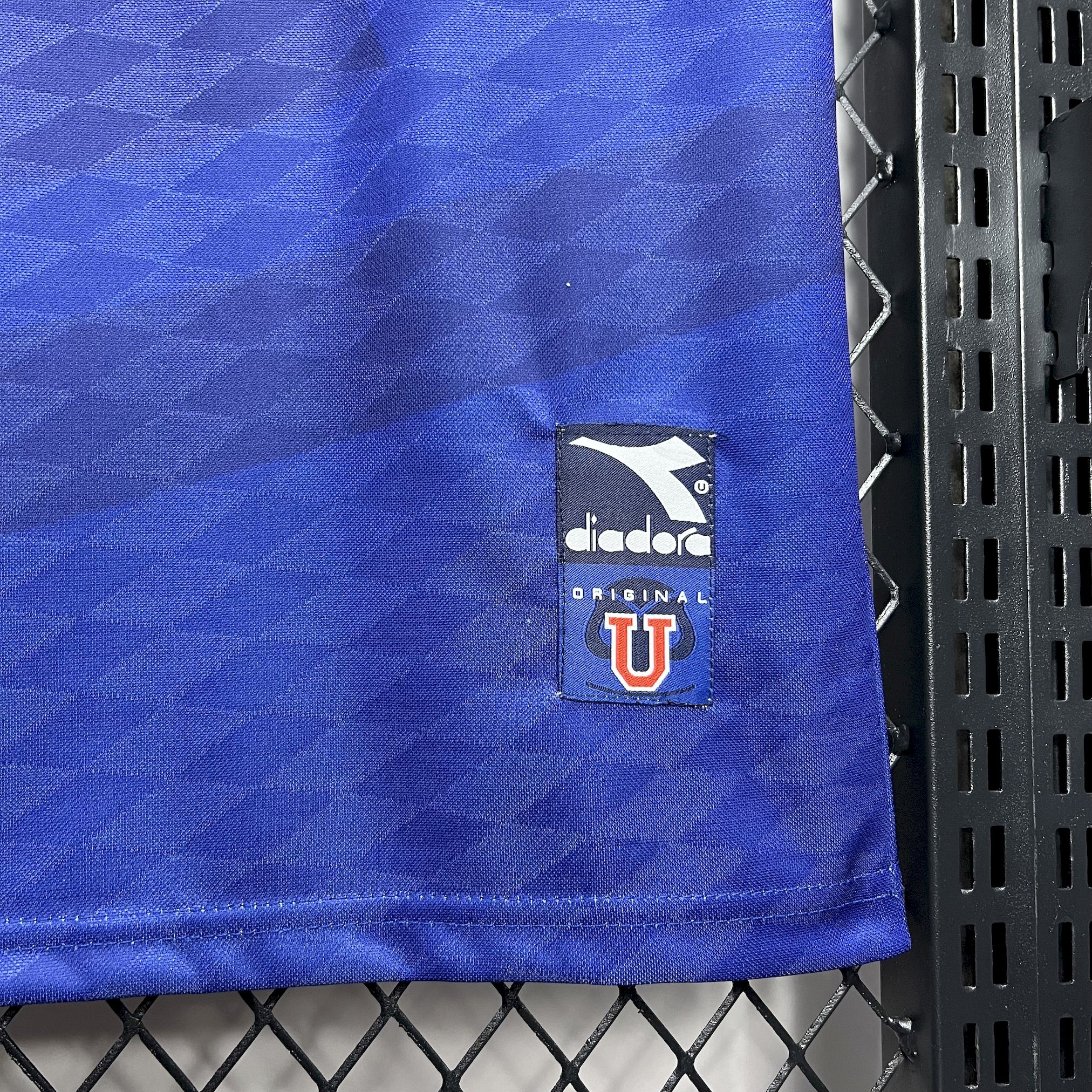AlphaJersey-Retro Universidad De Chile 1996 Home Jersey
