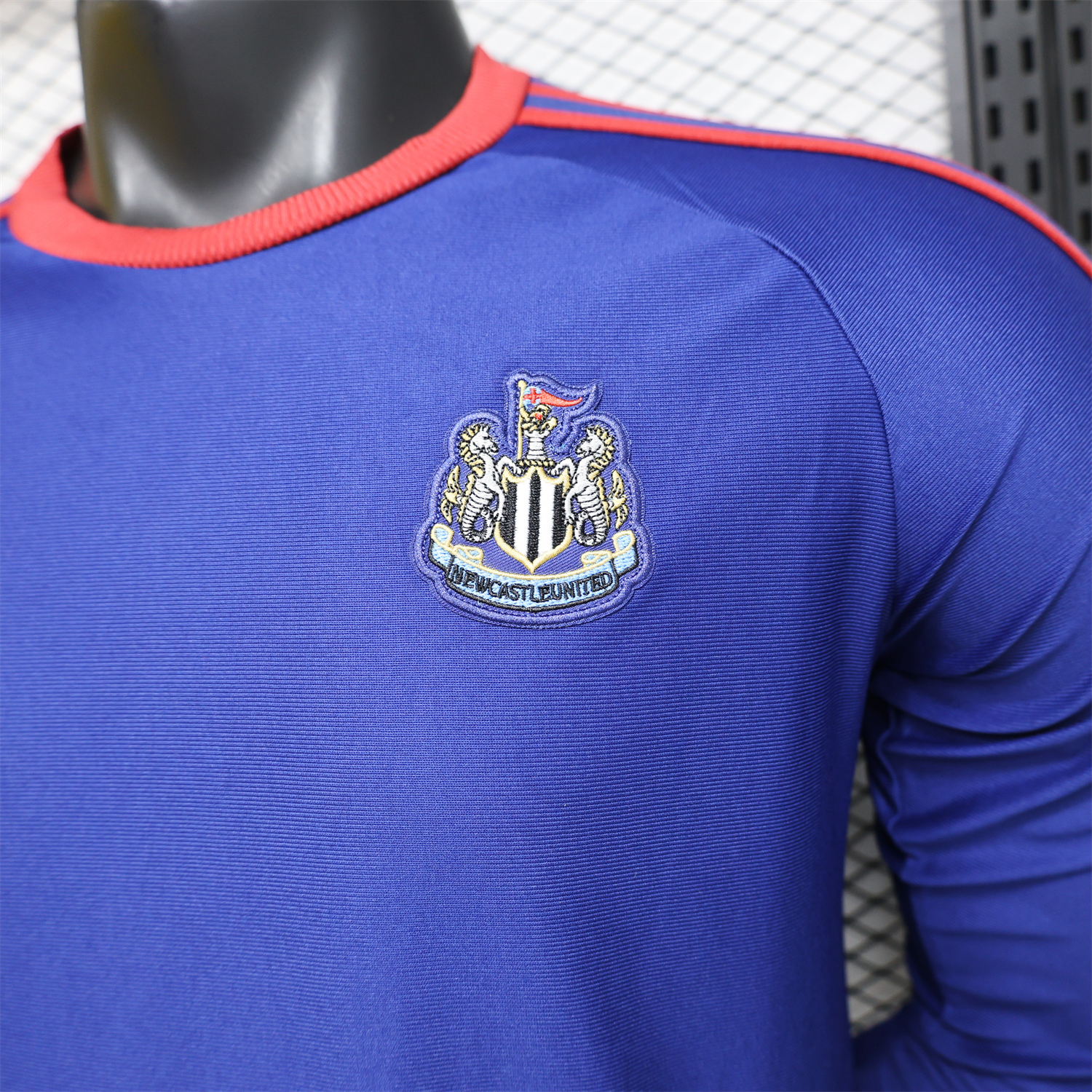 AlphaJersey-Newcastle United 25-26 Purple-Blue Casual Long Sleeves Jersey - Player Version