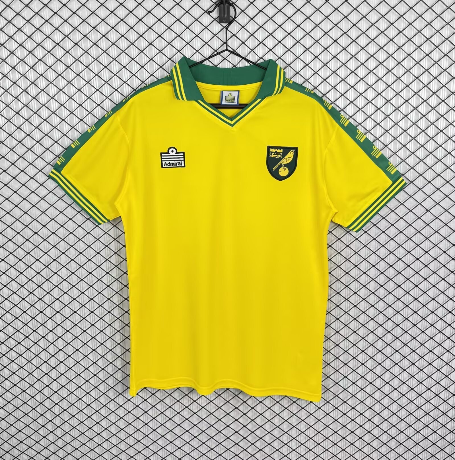 AlphaJersey-Retro Norwich City 1976-81 Home Jersey
