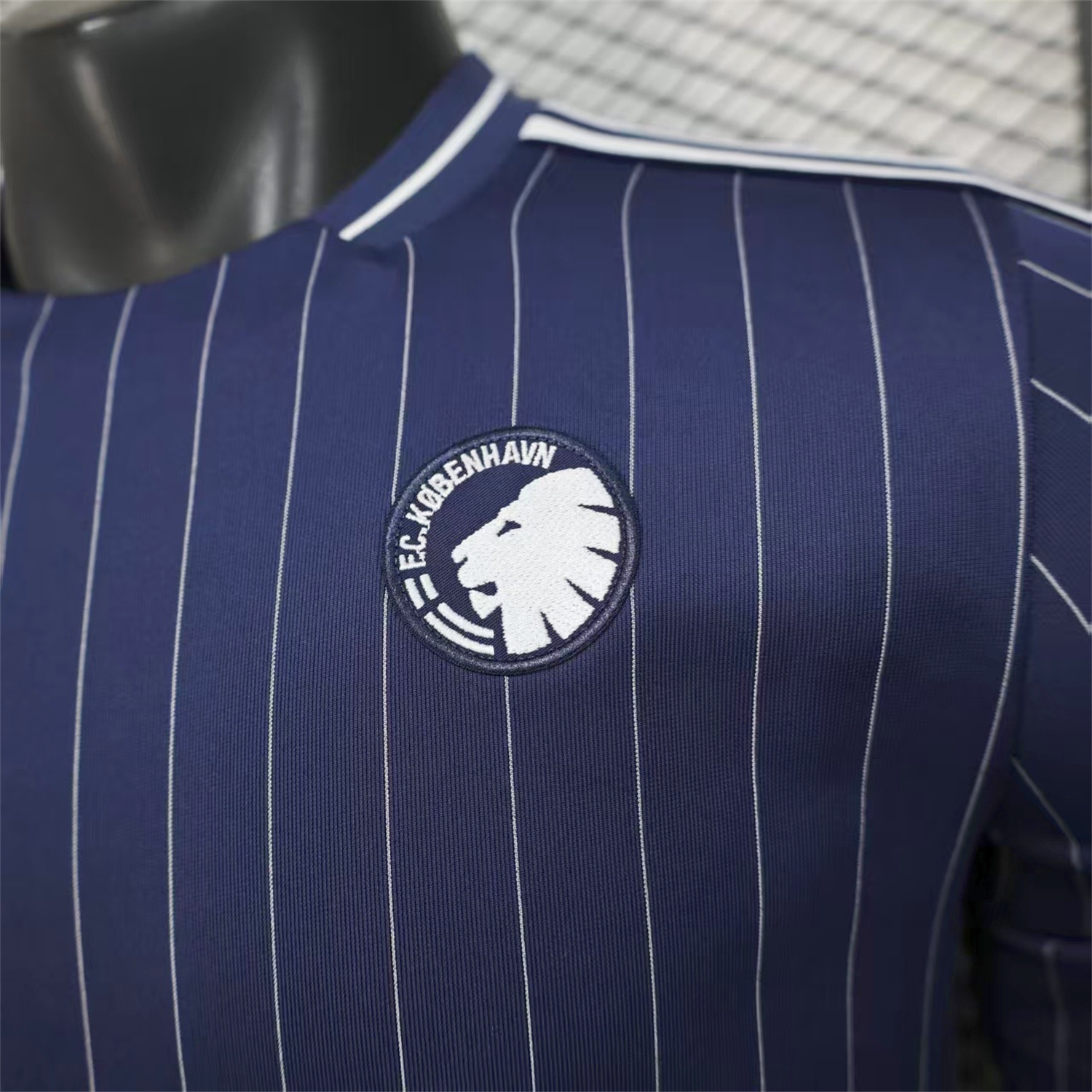 AlphaJersey-Newcastle United 25-26 Icon Range Travel Special Edition Deep Blue Jersey - Player Version